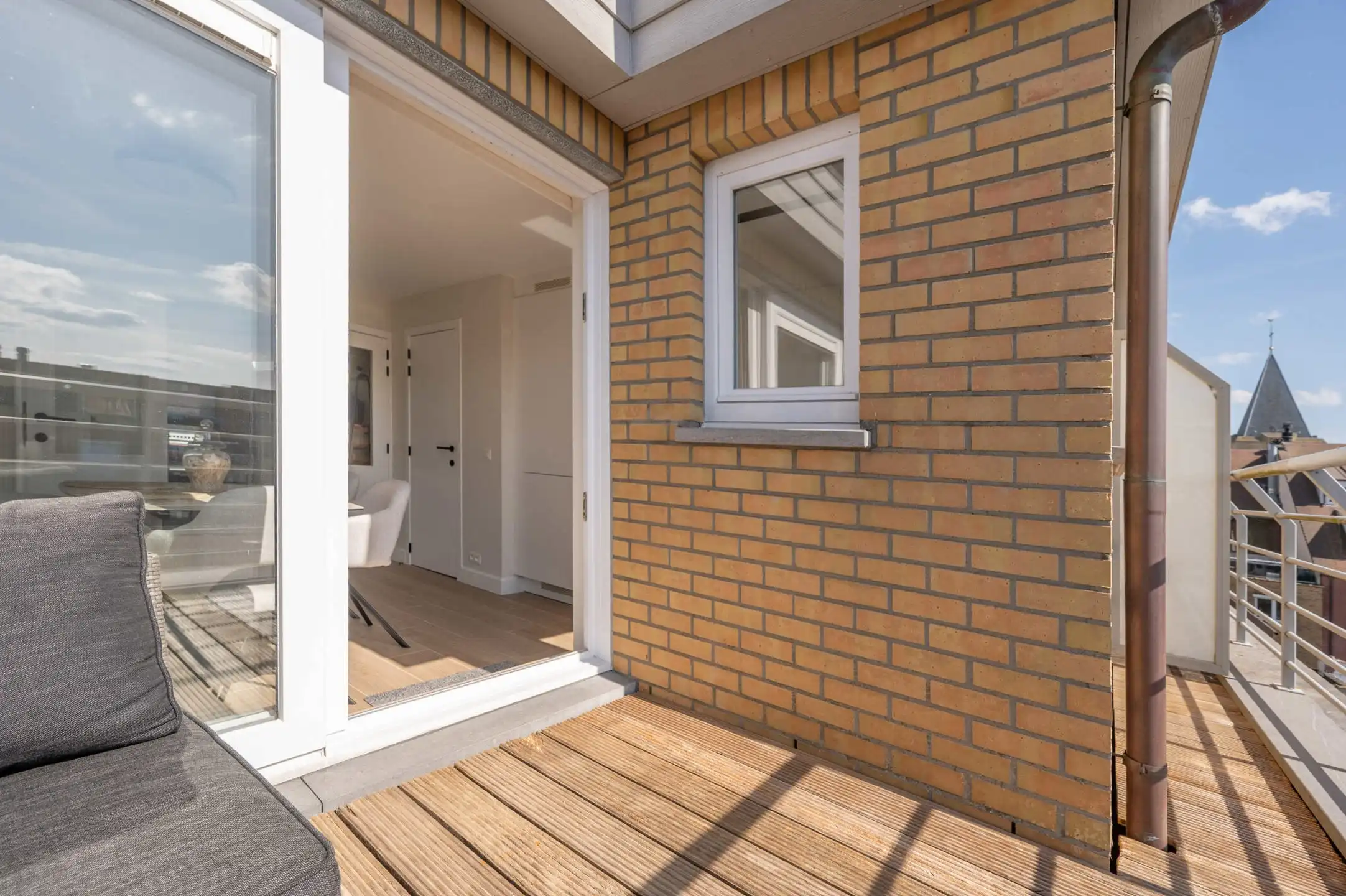 Duplex penthouse met zijdelings zeezicht en royale terrassen foto 10