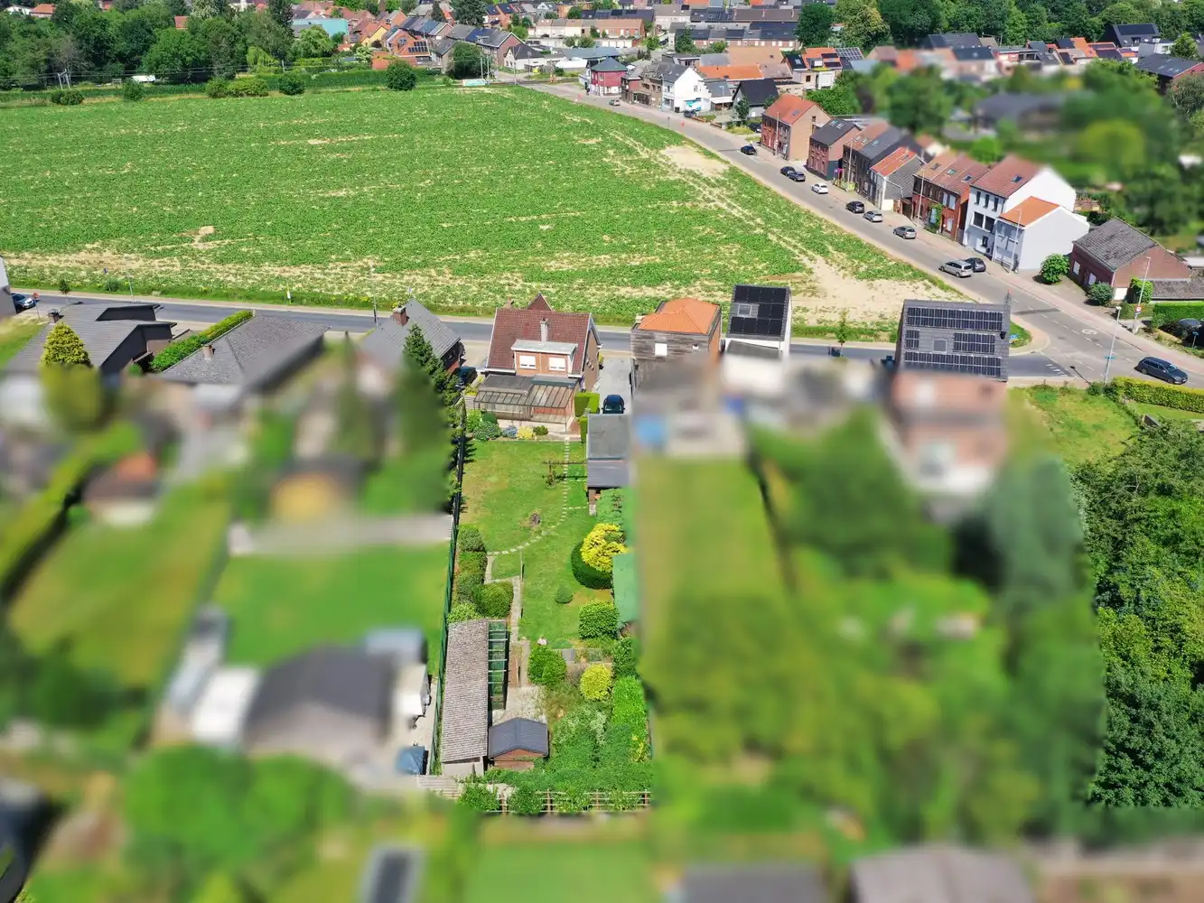 Te renoveren open bebouwing op mooie ligging nabij de Vaart foto 2