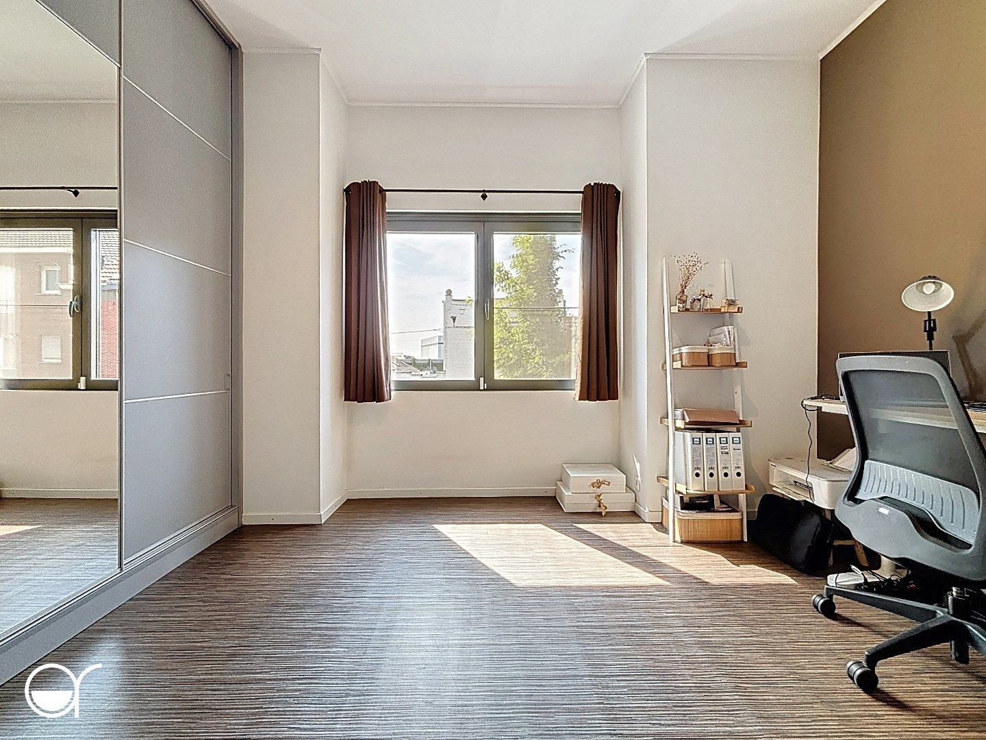 Instapklare woning met veel lichtinval foto 11