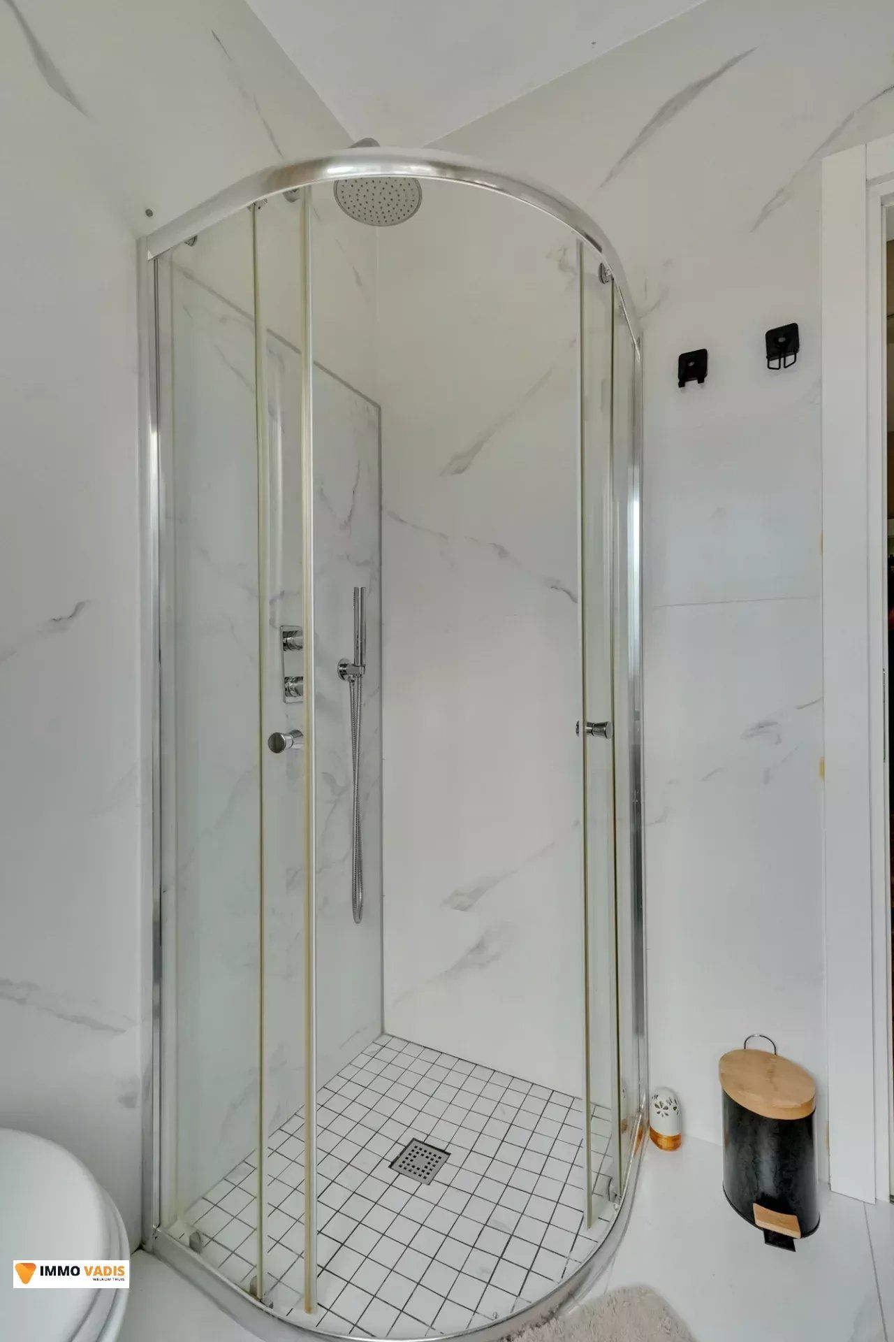 Gezellige woning in het landelijke Veldwezelt foto 18