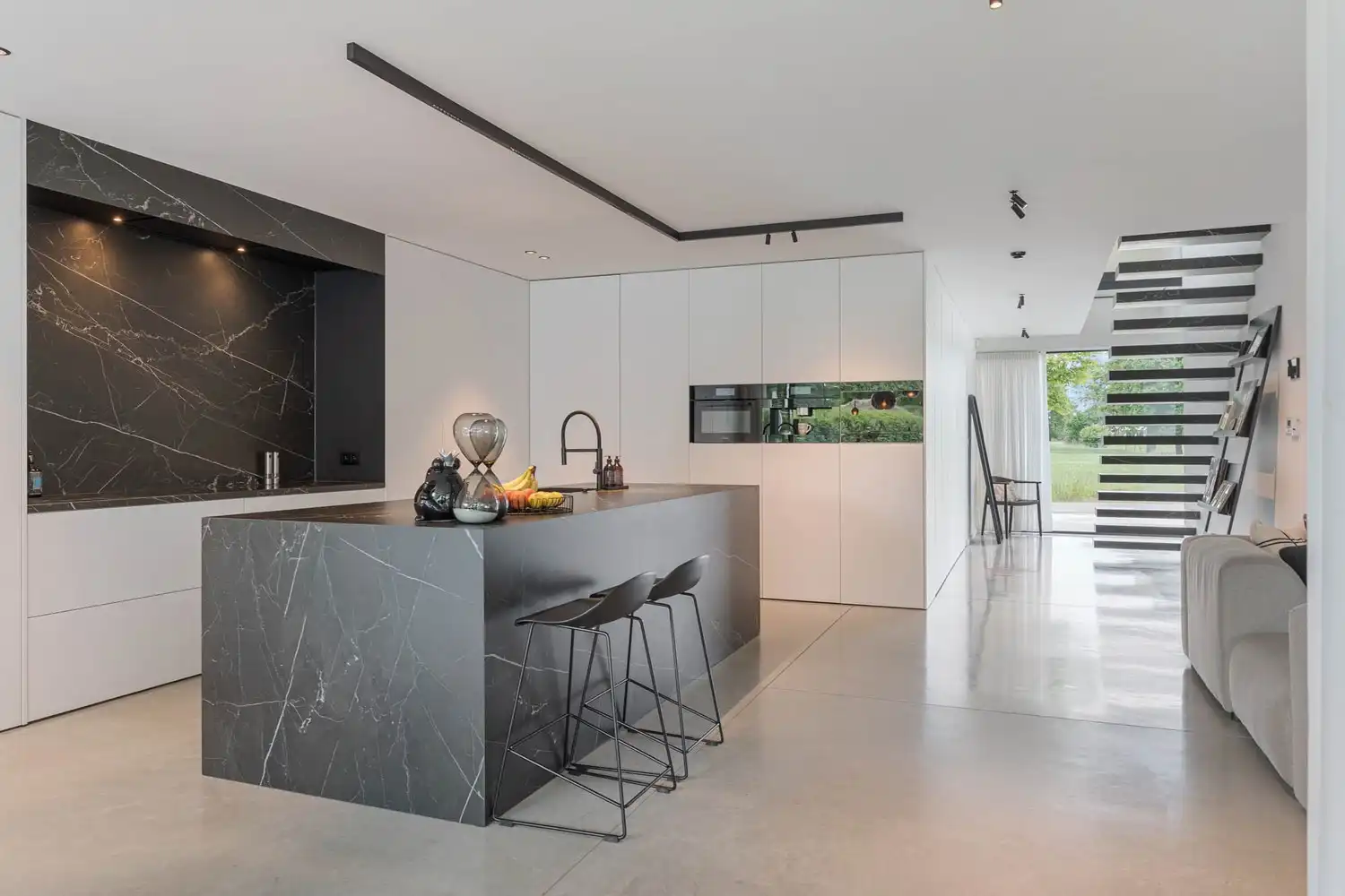 Exclusieve high-end villa met verwarmd zwembad op idyllische toplocatie! foto 8