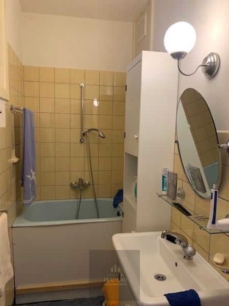 Te renoveren appartement met één slaapkamer op 20m van zee te Westende. foto 15