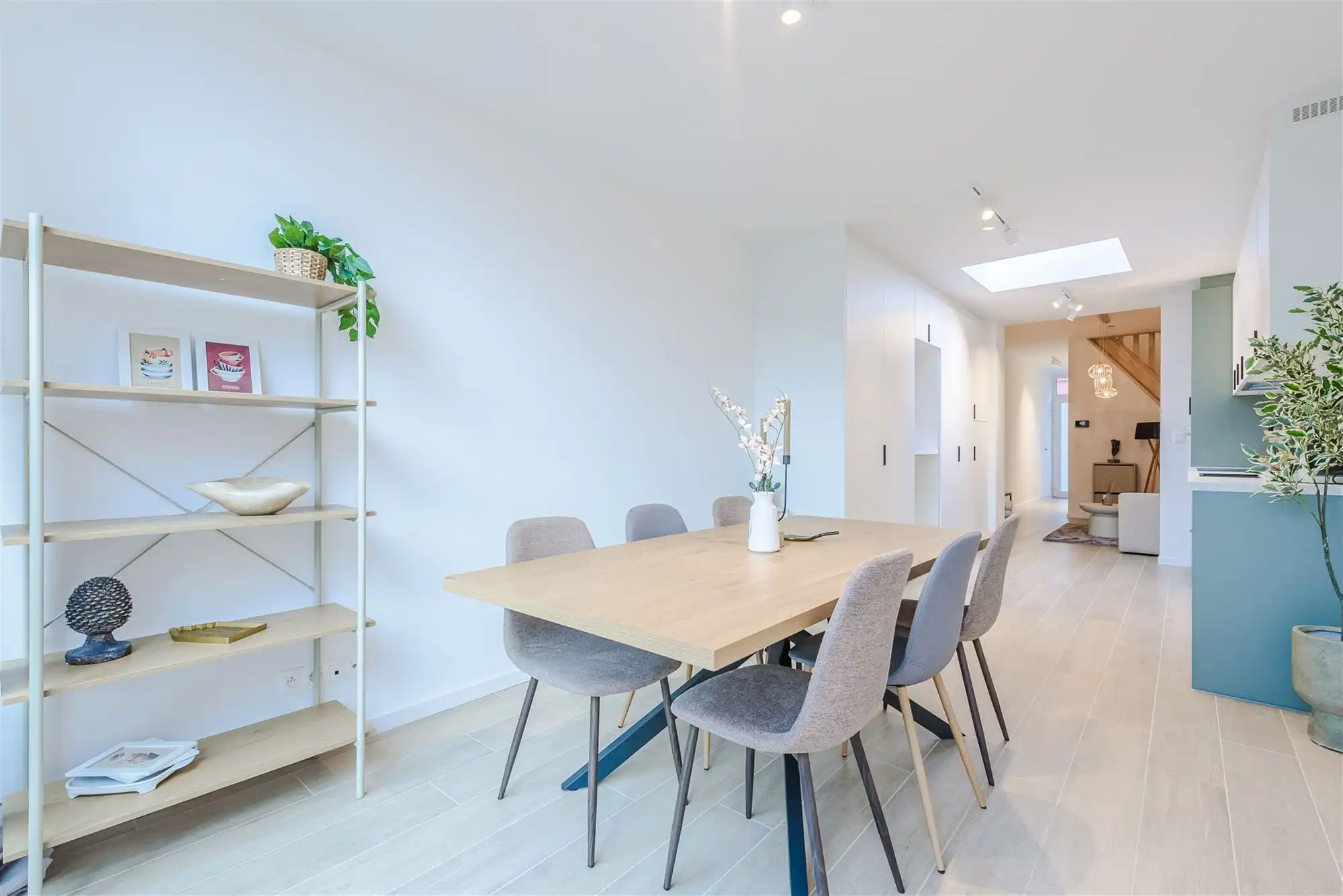 uniek gerenoveerde stadswoning met 4 slks en tuin foto 10