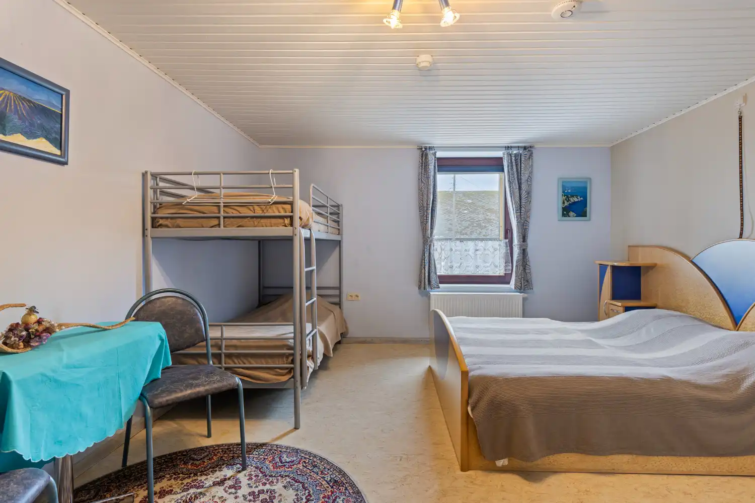 Karaktervolle en zeer ruime woning met Gîte en Chambre d’Hôtes foto 16