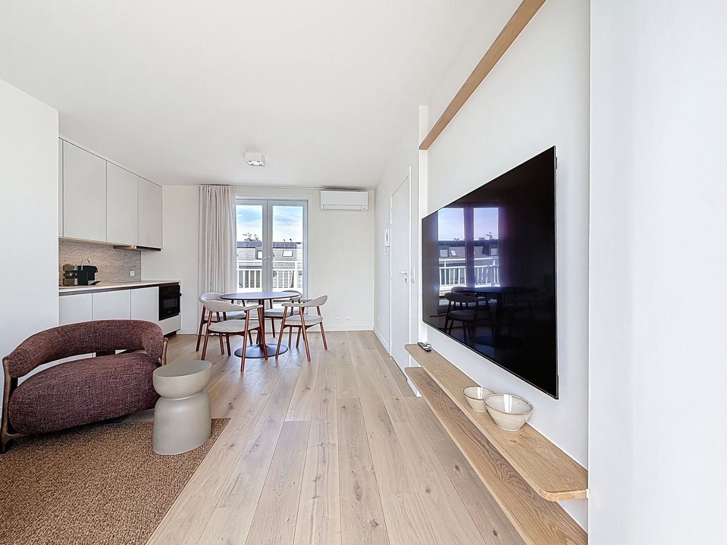 Luxueus gerenoveerde penthouse met twee ruime terrassen te Nieuwpoort foto 2