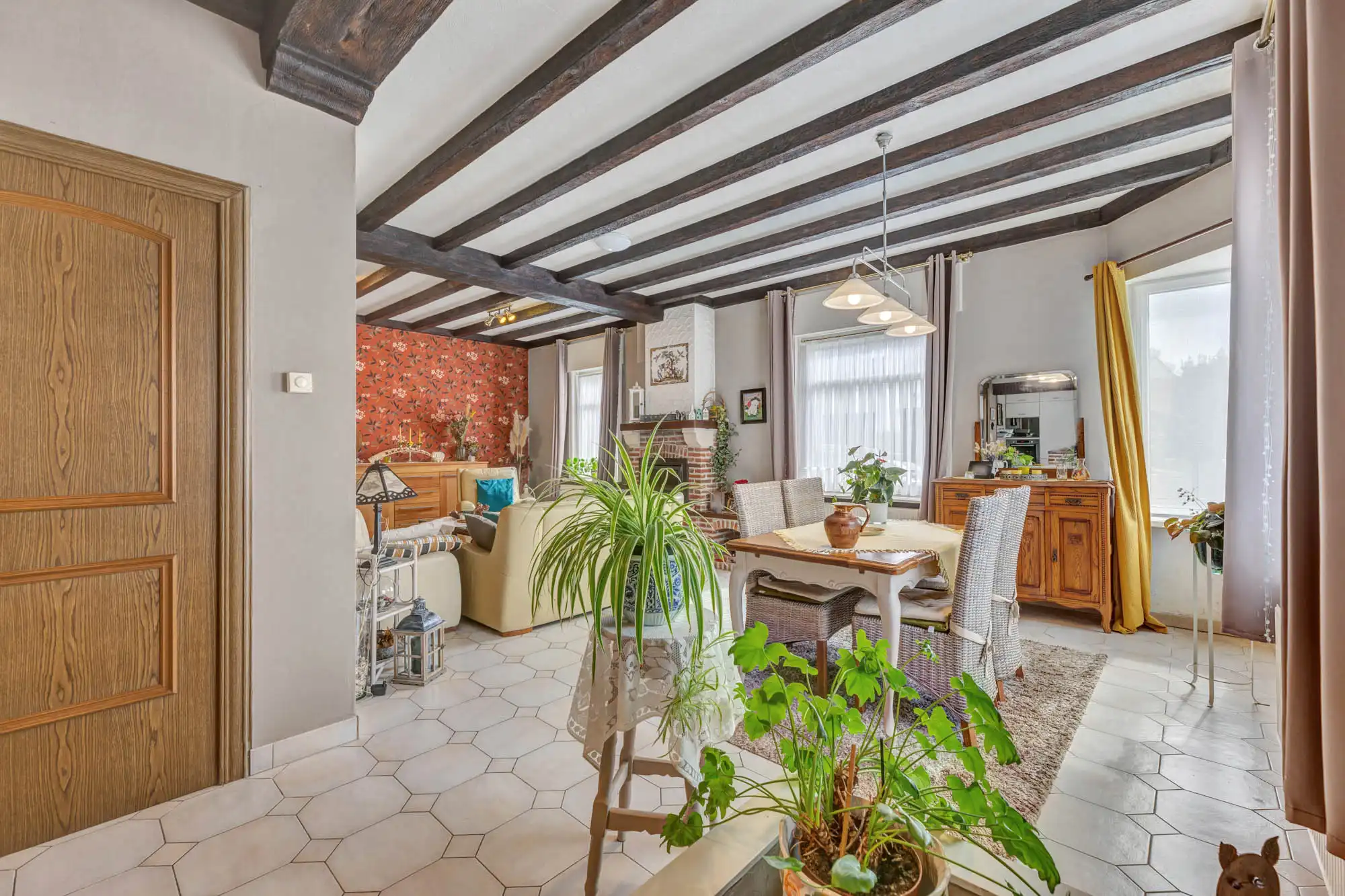 Hoofdfoto van de publicatie: Charmante woning met 4 slaapkamers en garage in Schepdaal!