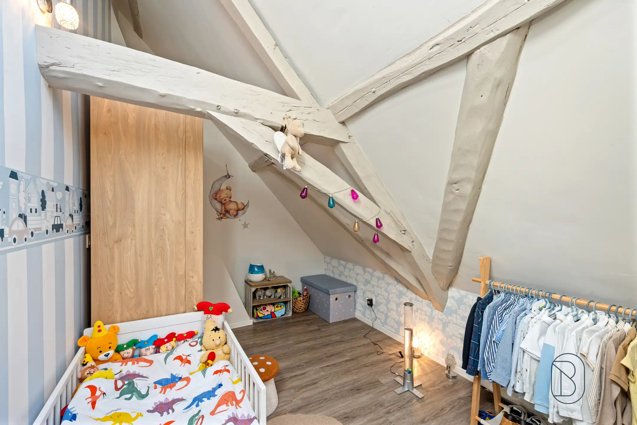 Charmante gerenoveerde woning met bijgebouw & oprit in Heule foto 14