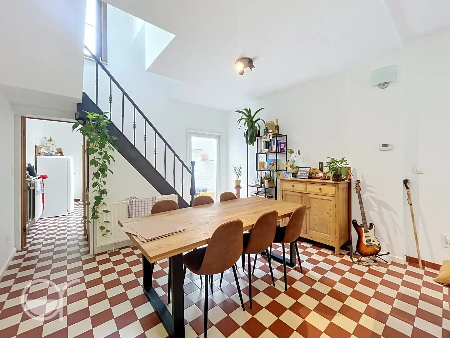 Charmante rijwoning met 2 slaapkamers foto 3