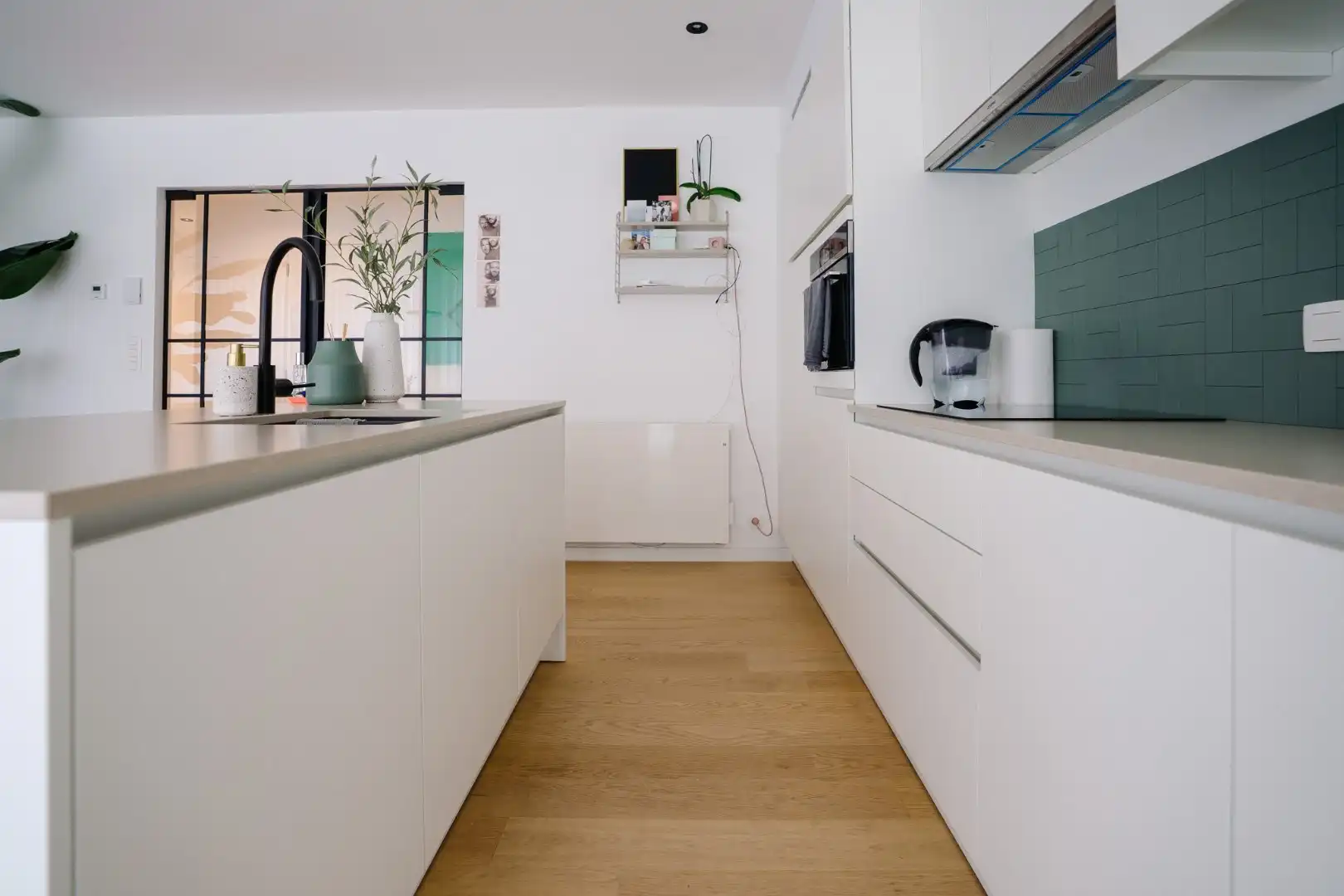 SCHITTEREND VERNIEUWD 3 SLPK APP MET TERRAS OP CENTRALE LIGGING foto 15