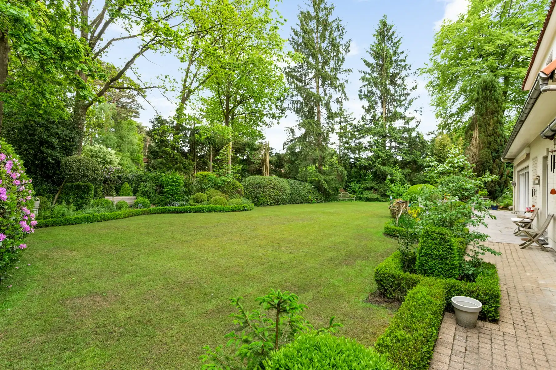 Elegante villa op een uitstekende ligging foto 7