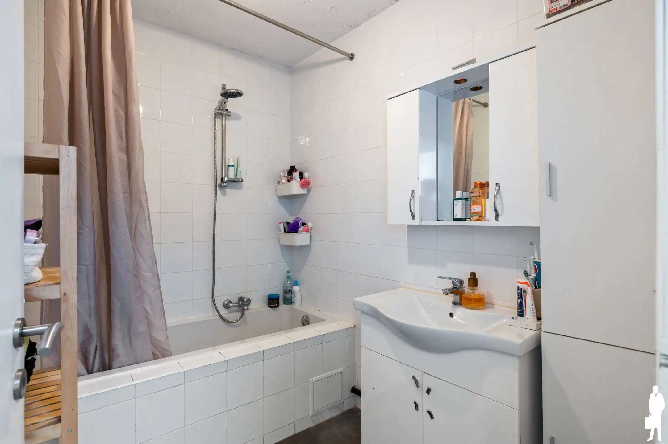 Instapklaar appartement met twee slaapkamers&nbsp; foto 13