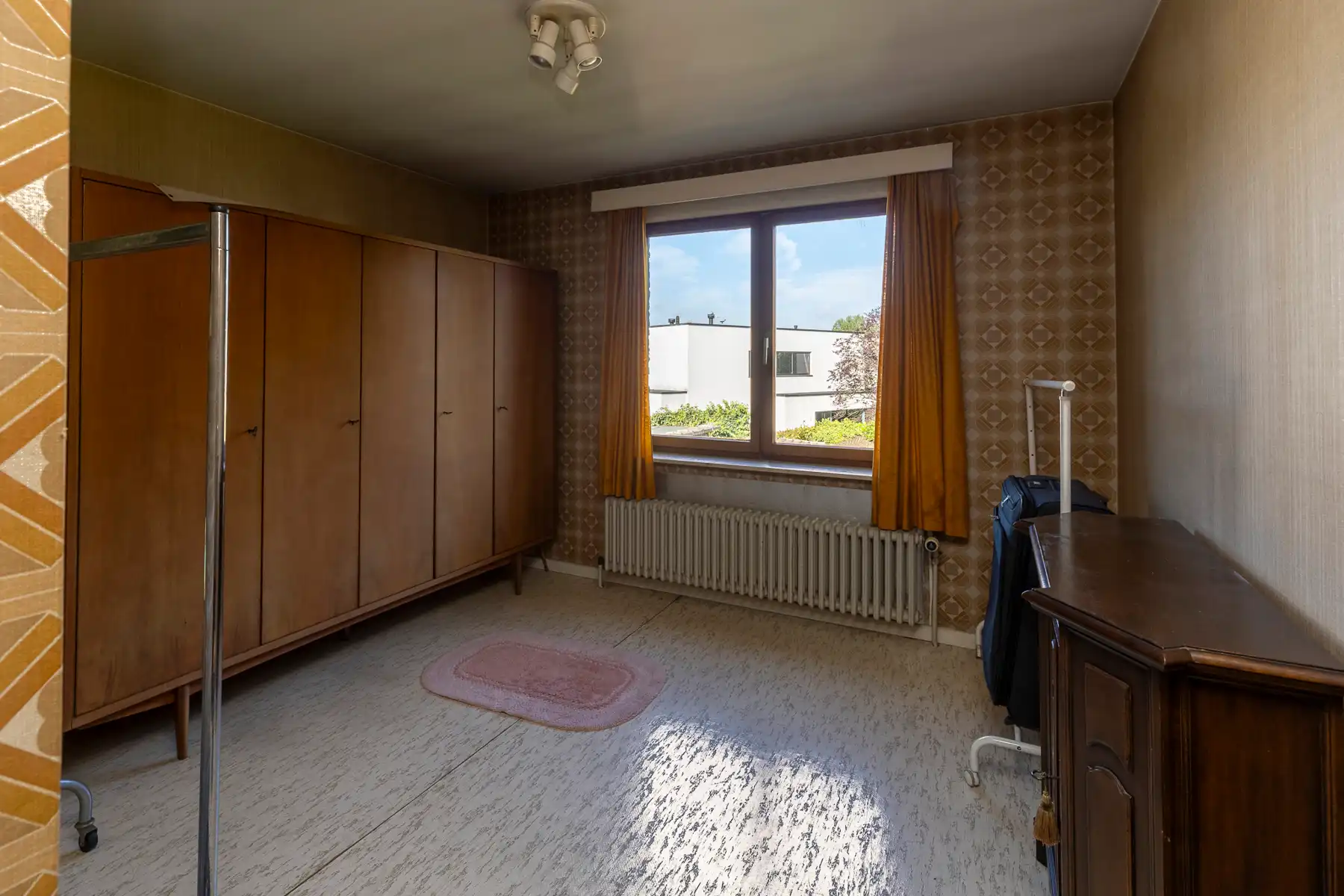 Ruime woning met 5 kamers op toplocatie! foto 11