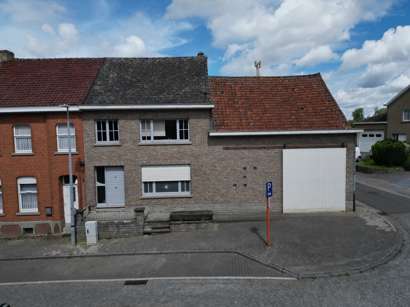 Woning (3 slpk) met loods/stal + tuin op 5,7 are  foto 2