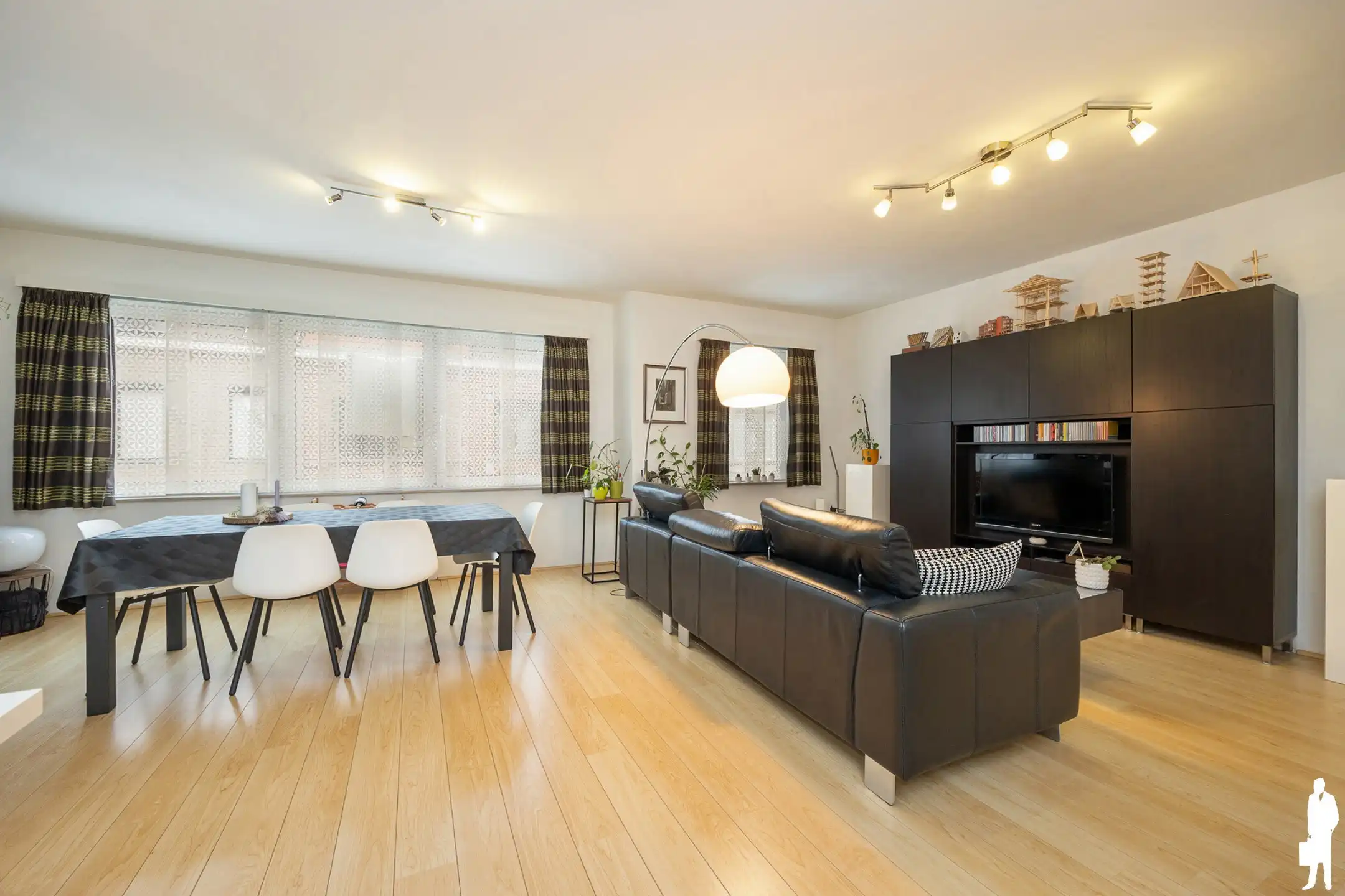 Energiezuinig appartement met 36 m² terras en garage foto 4