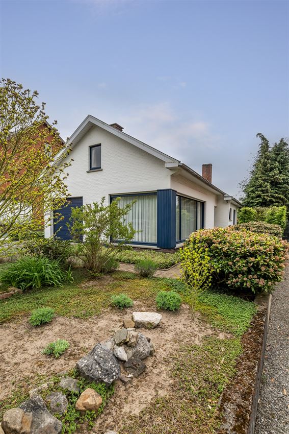 Te renoveren woning met 4 slk. in het hart van Averbode foto 30