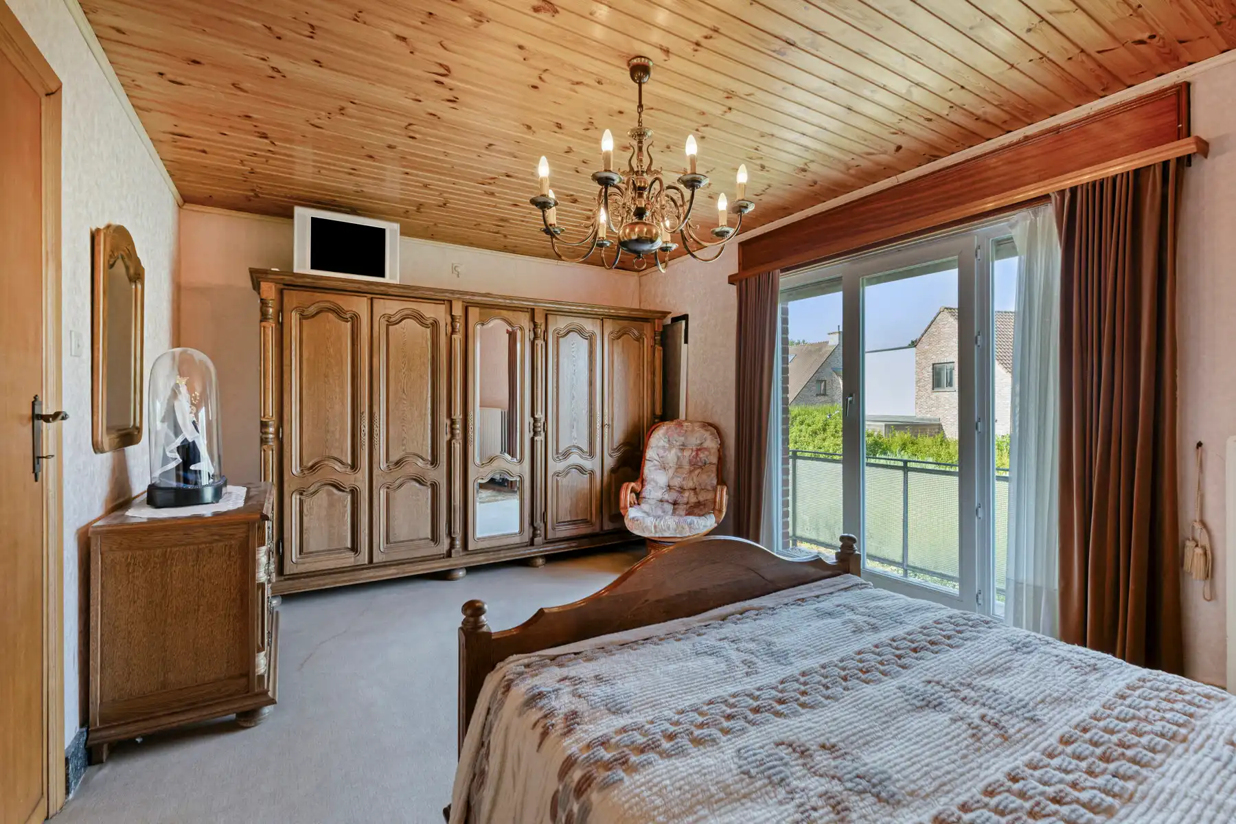 Te renoveren villa met prachtig uitzicht! foto 14