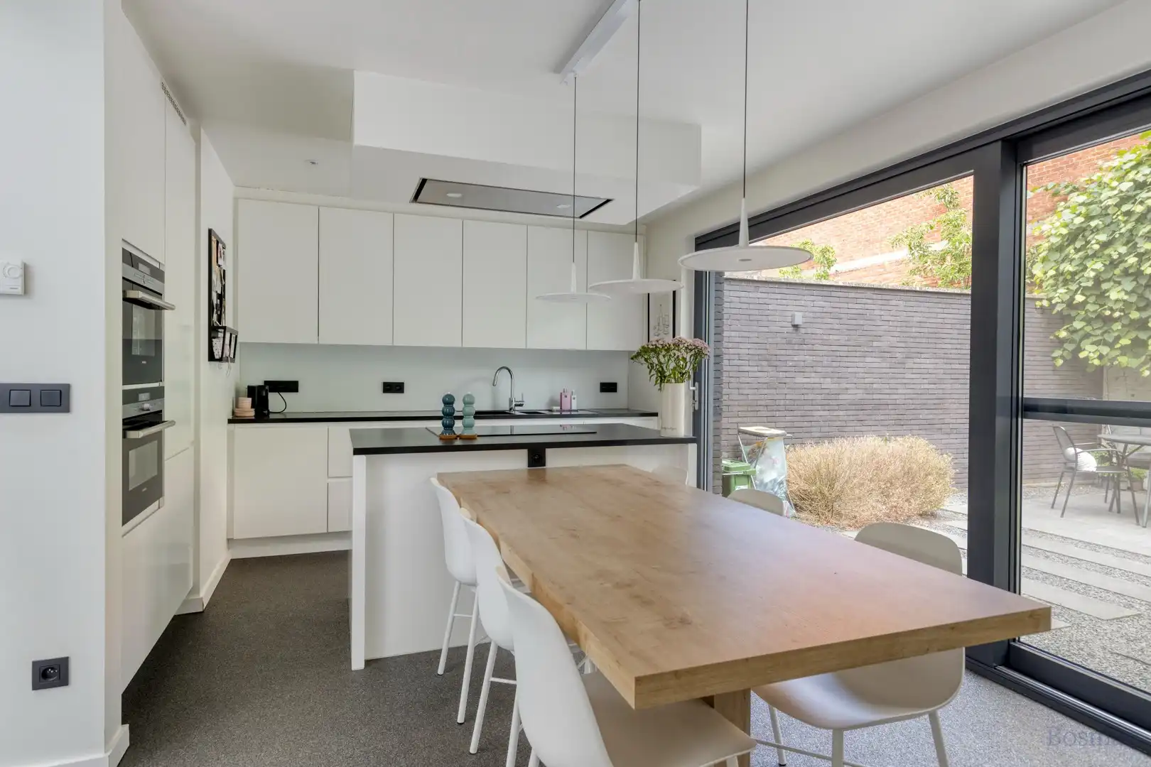Instapklare woning te koop in het centrum van Mol foto 5