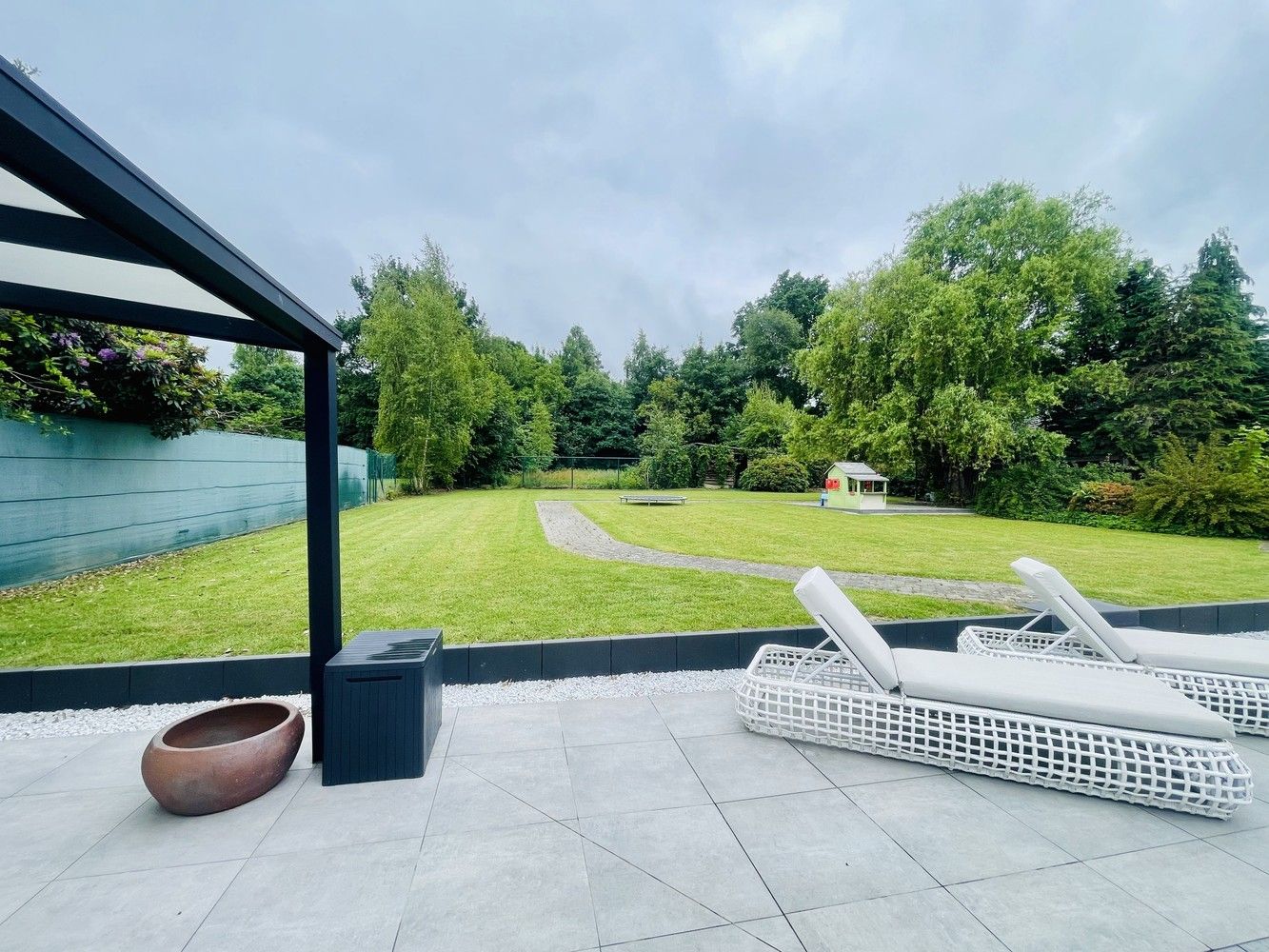 Smaakvol gerenoveerde villa met zwembad en poolhouse foto 27