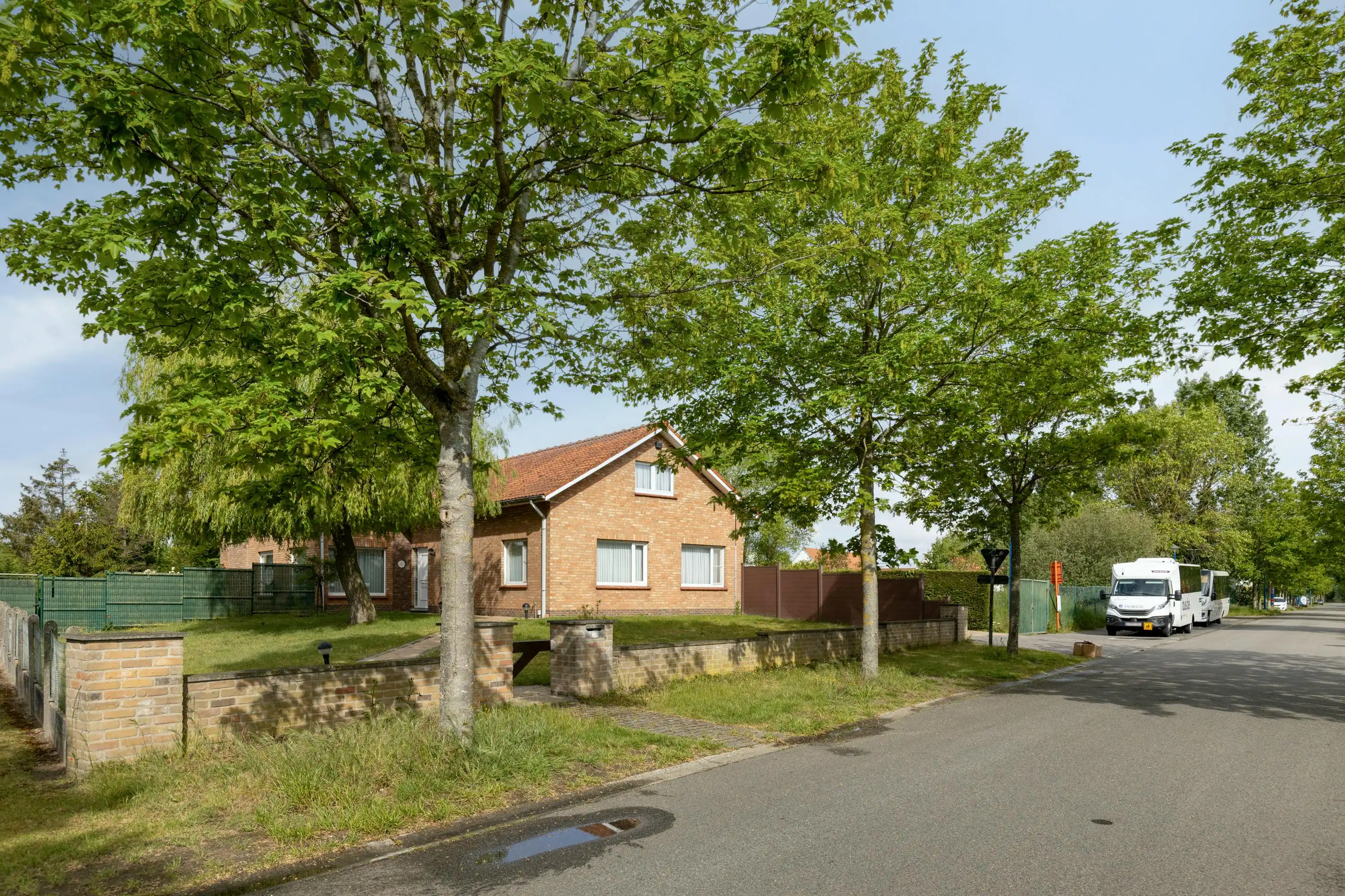 Gelijkvloerse villa met ruime tuin op een perceel van 2113m² foto 19