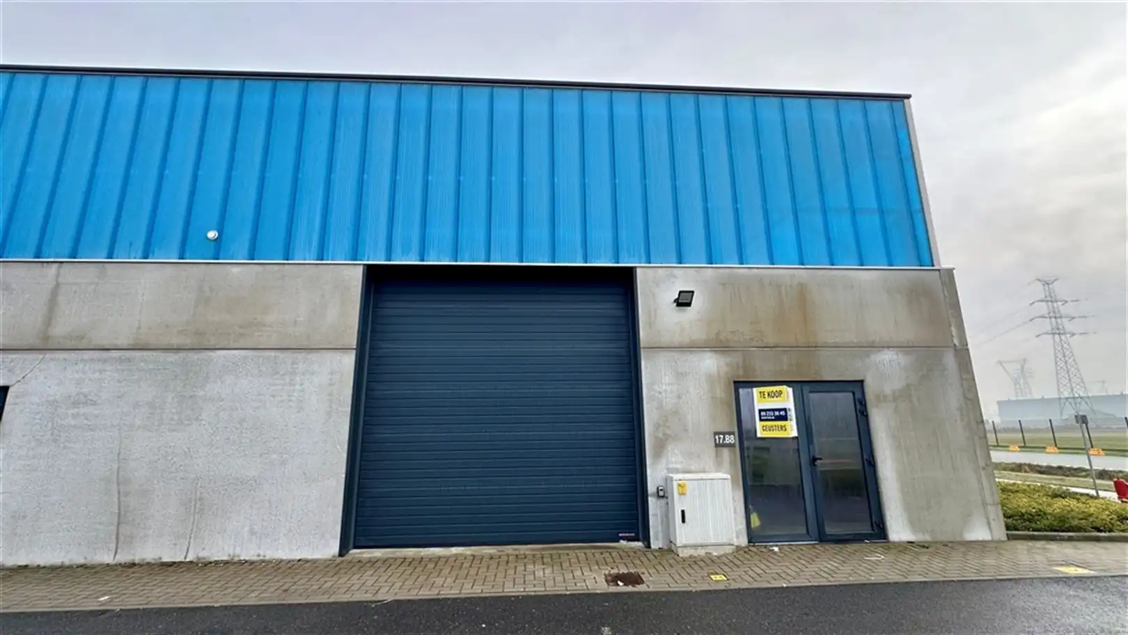 Recente KMO unit te koop in Evergem foto 2