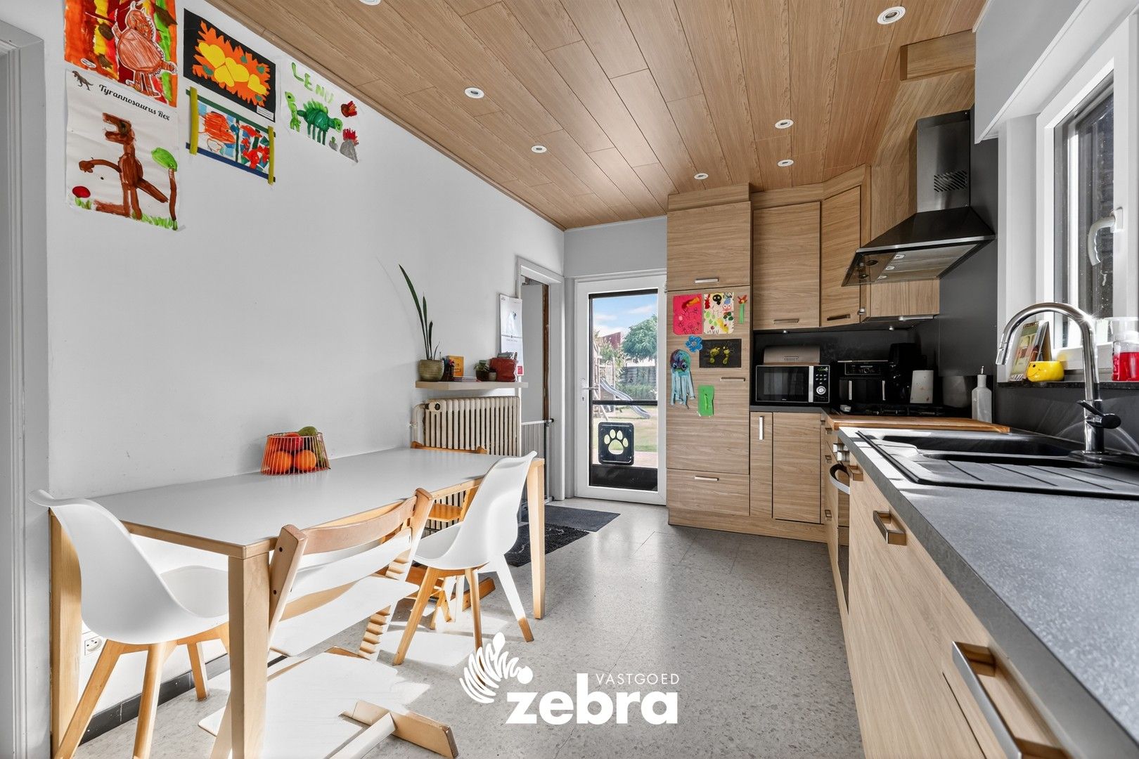 Instapklare ruime HOB met drie slaapkamers en prachtige tuin te Tielt! foto 14