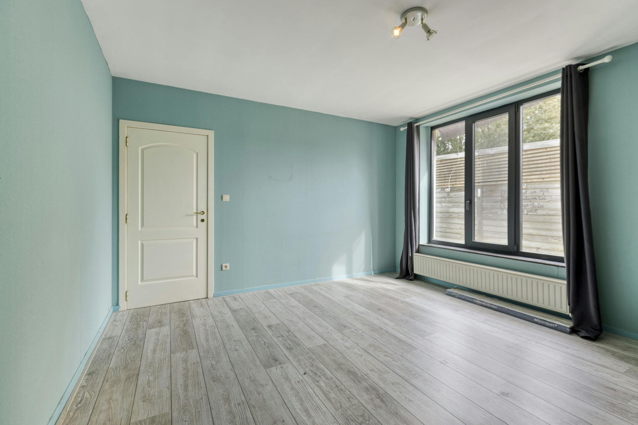 Opbrengsteigendom met 2 appartementen en hangaar te Lummen foto 14