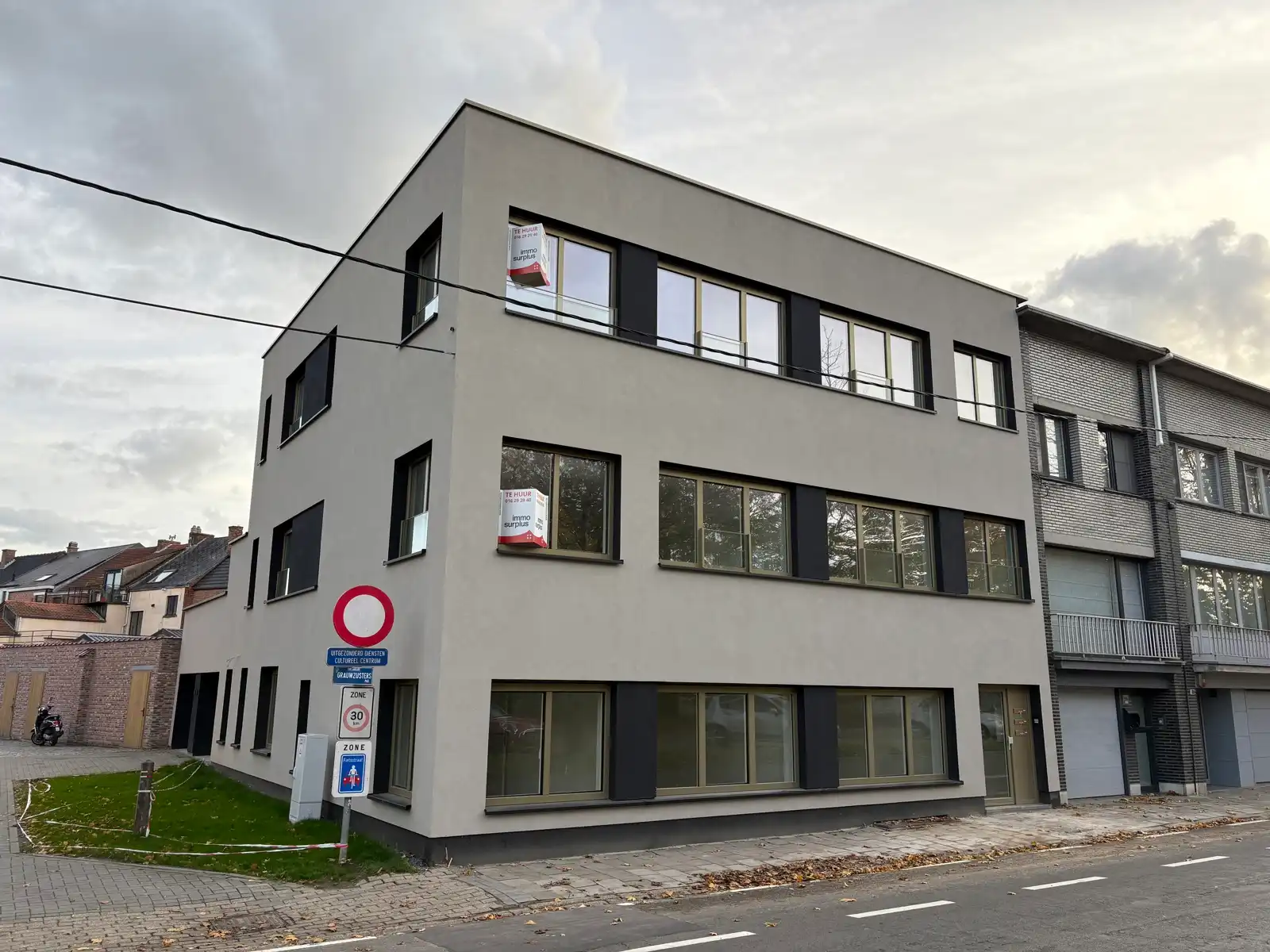 Recent gerenoveerd appartement in Aarschot. foto {{pictureIndex}}