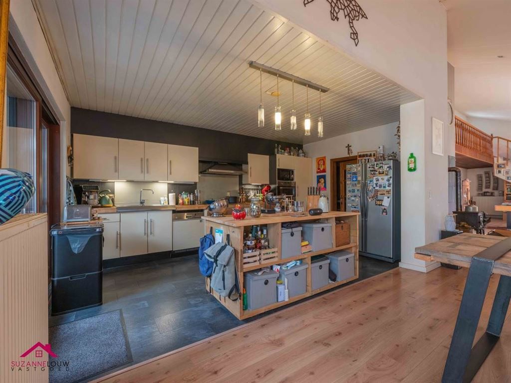 Vrijstaande woning op ruim perceel foto 17