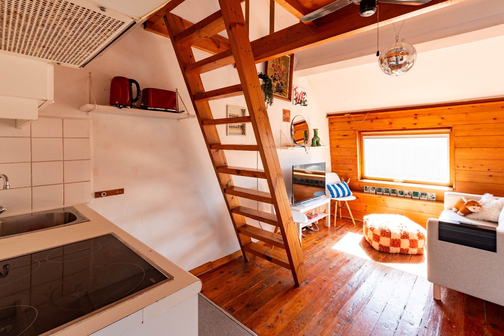 Knusse studio op Sint-Andries foto 2
