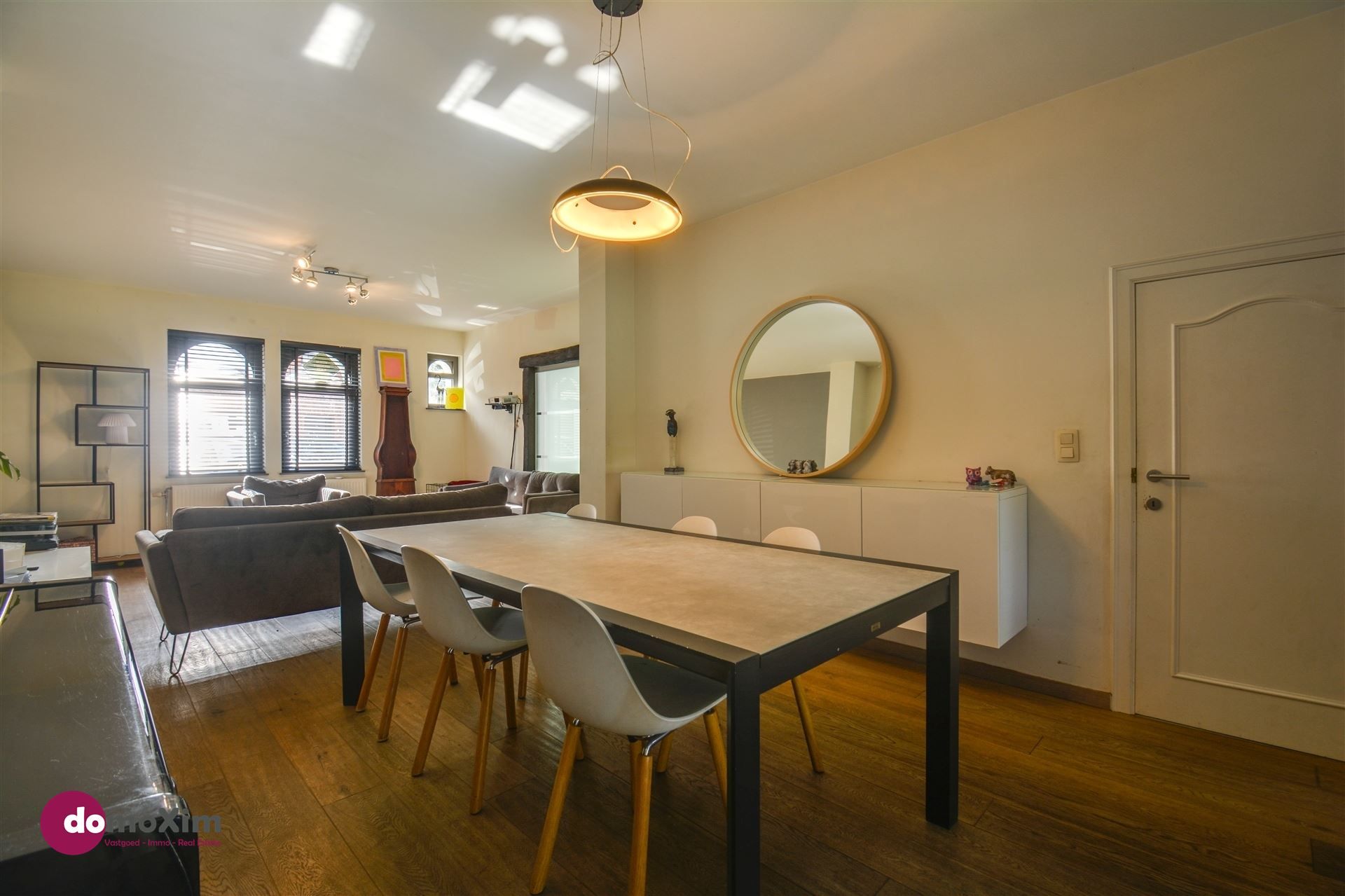 Stijlvol en verrassend ruime woning op wandelafstand van het centrum van Boortmeerbeek foto 5