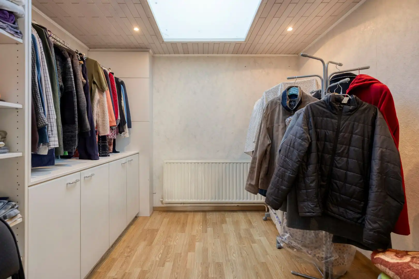 Ruim ingedeelde woning met o.a. 4 slpks op een rustig gelegen perceel van 1.069 m². foto 17