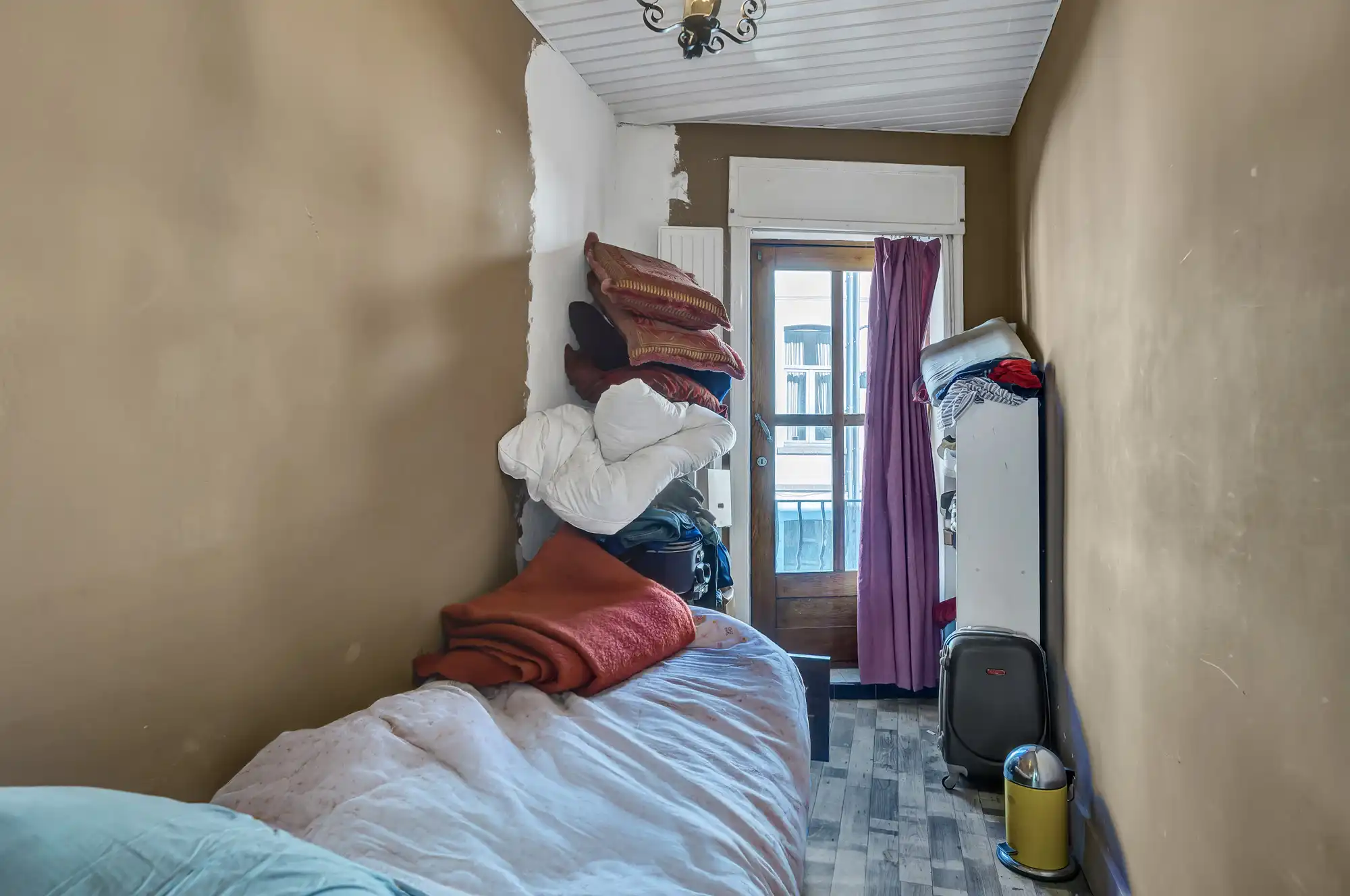 Te renoveren woning met EPC (D) en 4 slaapkamers in Aalst foto 18