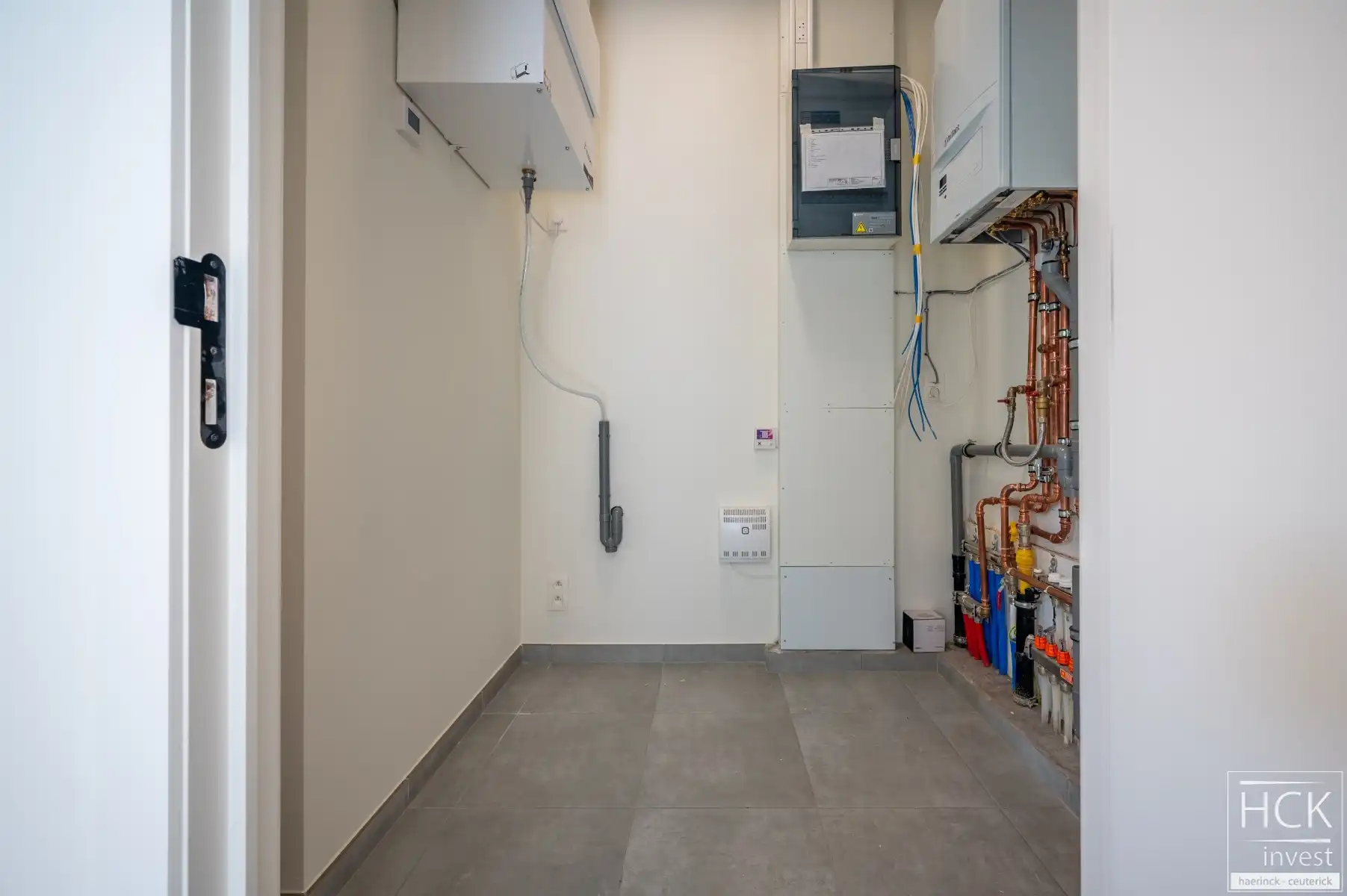 DEINZE - Nieuwbouw APP. met 2 SLPK, 2 terrassen én parkeerplaats foto 8
