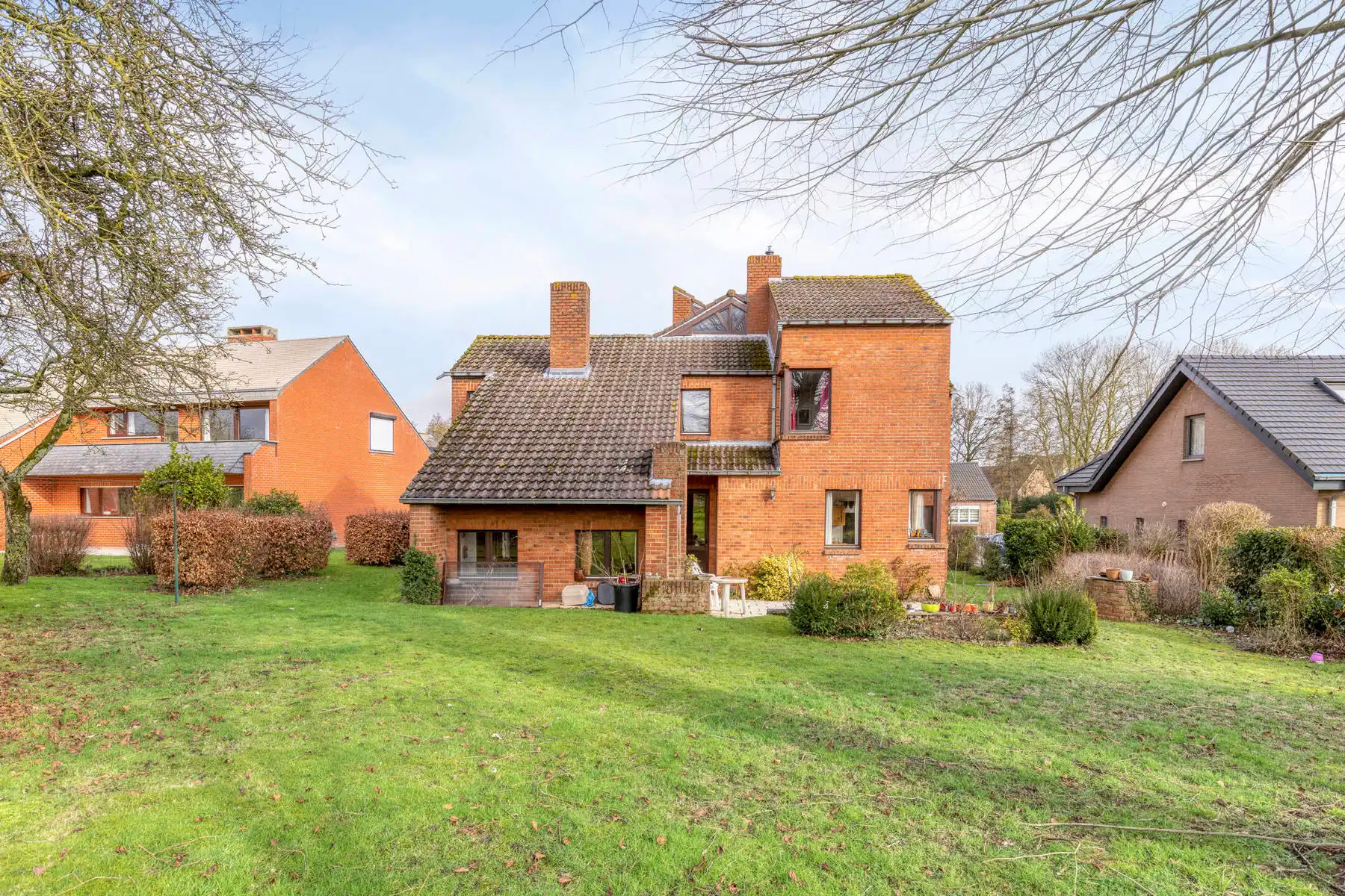 Villa met 5 slaapkamers, tuin en dubbele garage foto 29