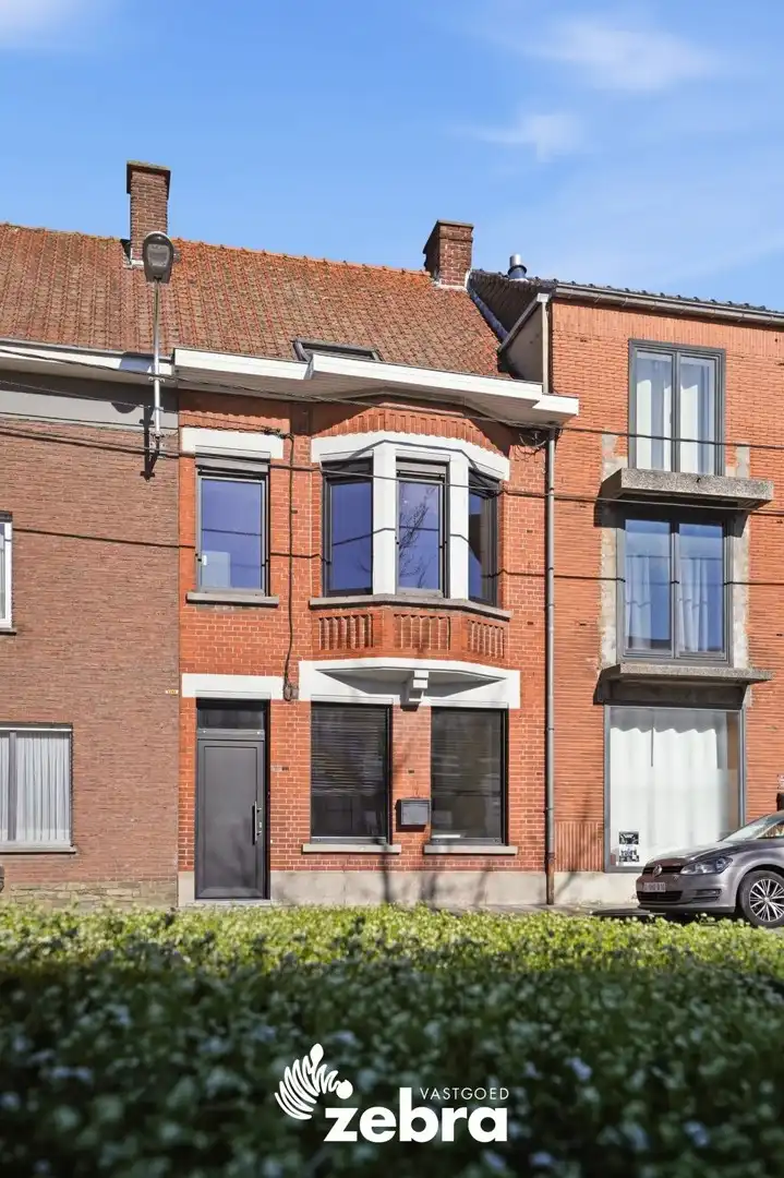 Uitzonderlijk grote rijwoning met 4 slaapkamers in Roeselare foto 27