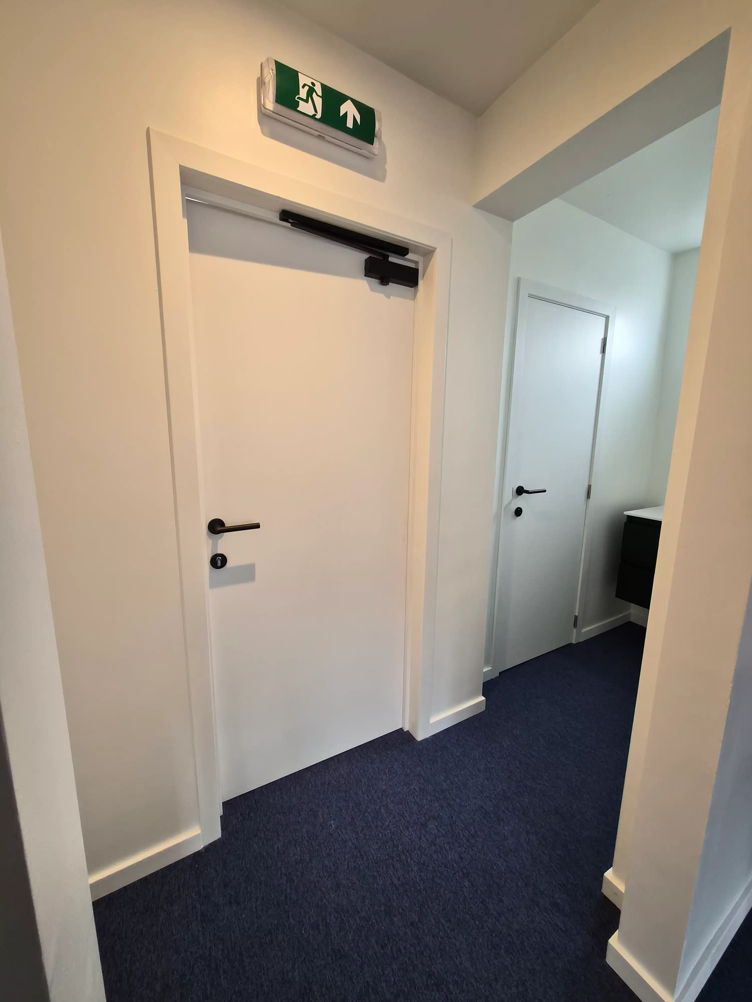Instapklaar modern kantoor in Turnhout inclusief vaste kosten foto 3