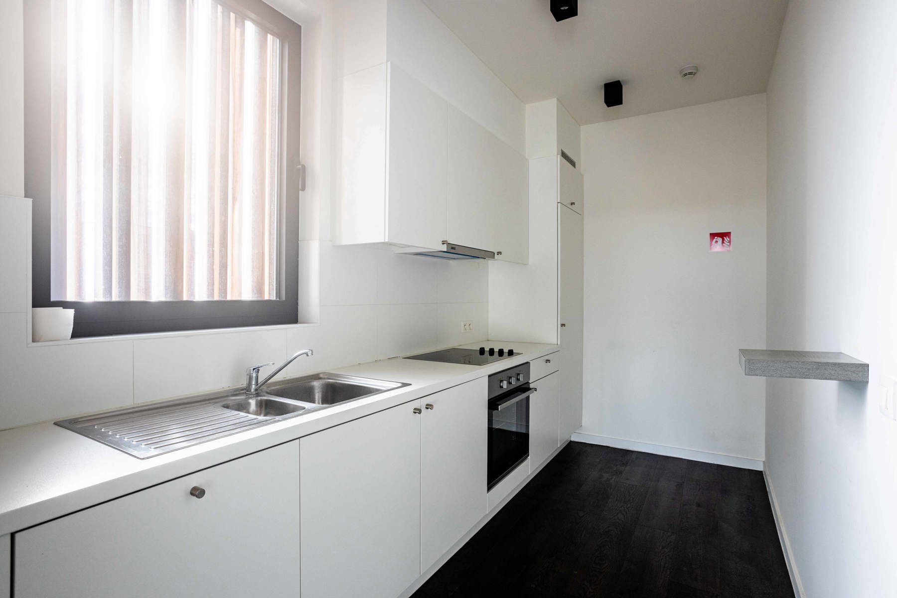 Kantoor te huur foto 30