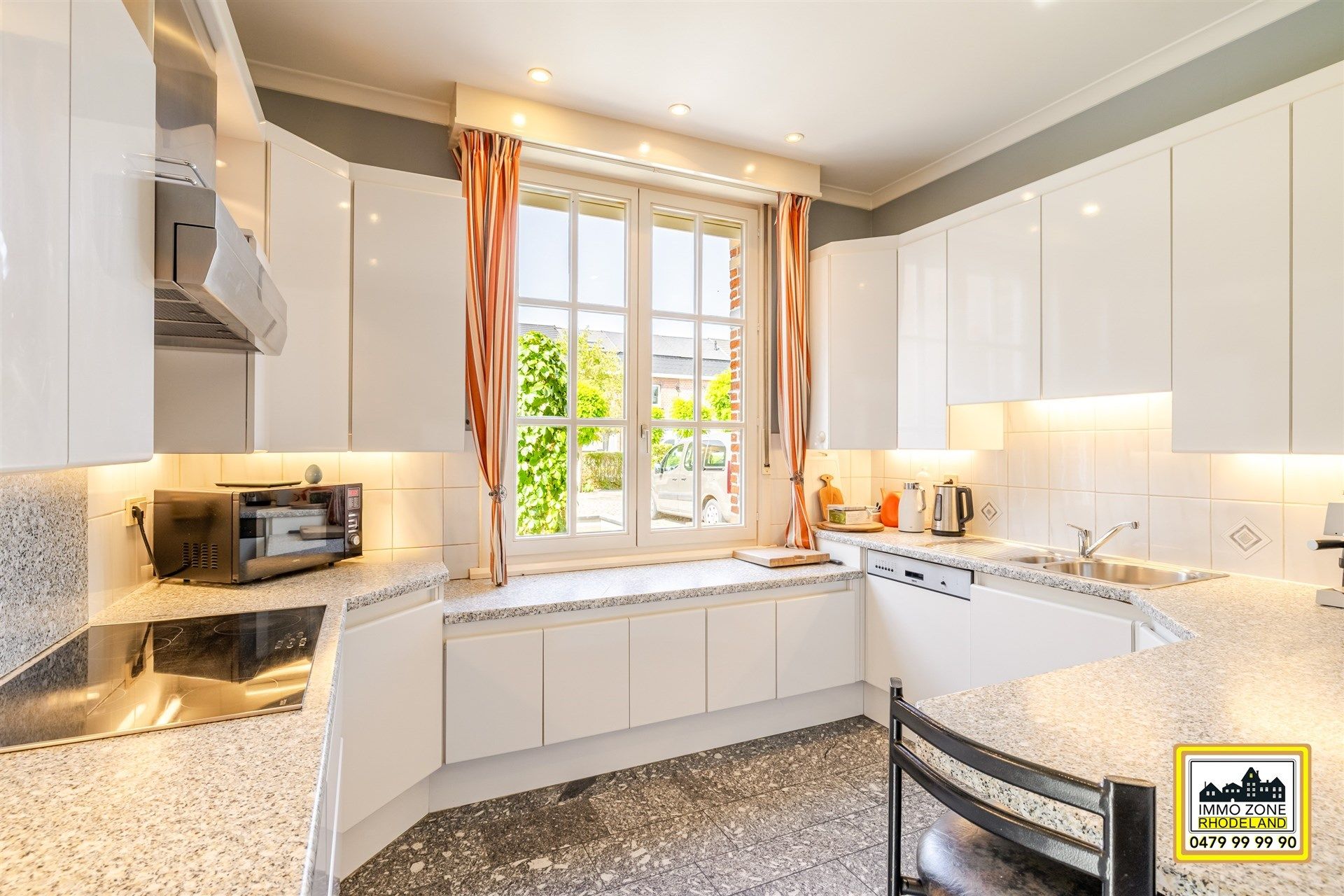 Statige burgerwoning met prachtige tuin foto 13
