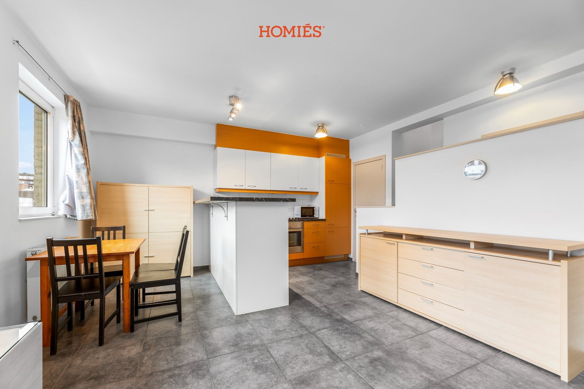 Bemeubeld duplexappartement op een steenworp van Leuven foto 2