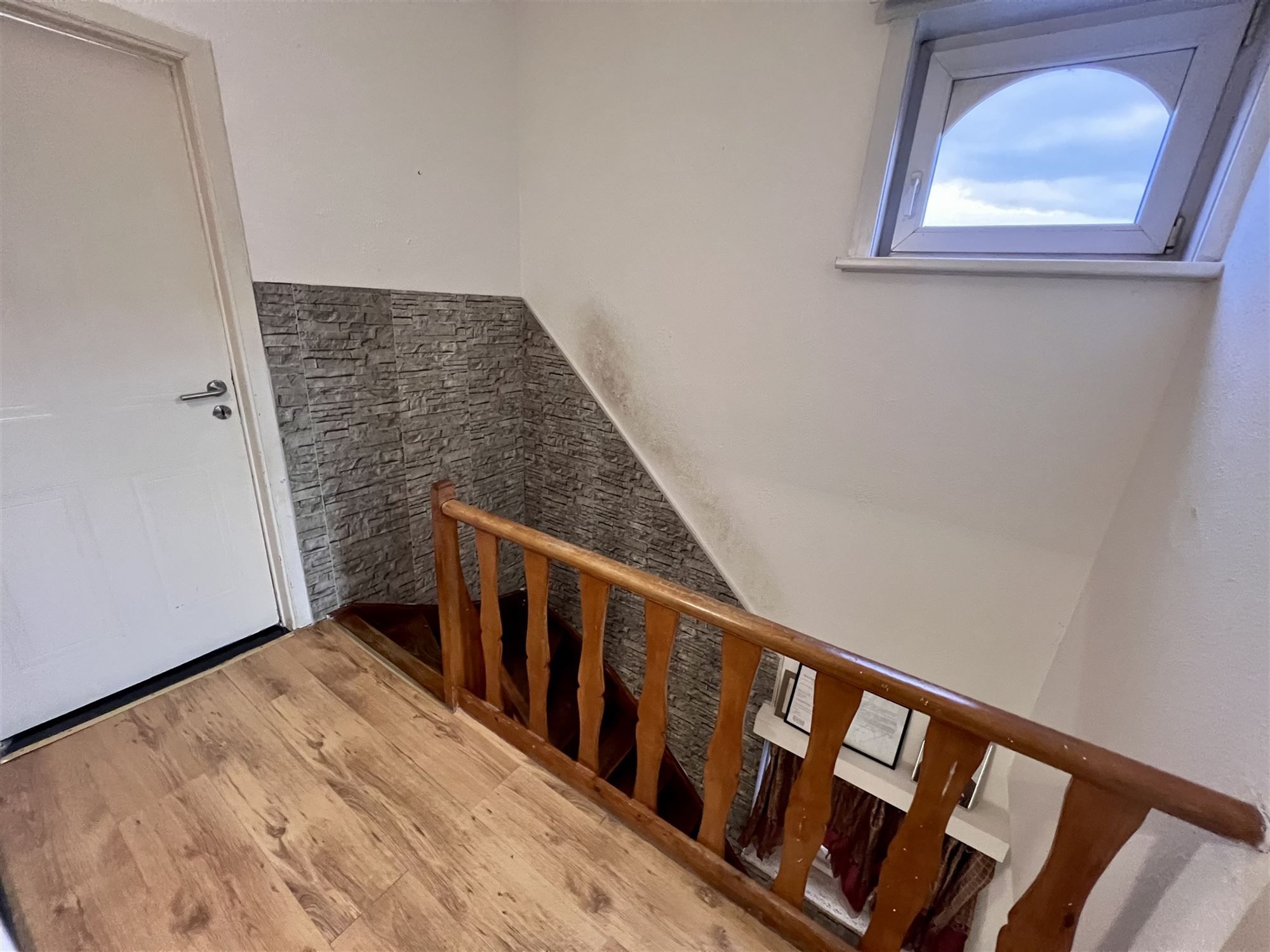 Enorme gezinswoning op 463 m² met 5 slaapkamers en 2 badk. foto 23