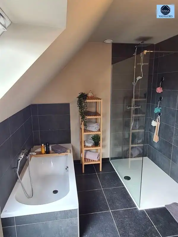 OPENHUISDAG OP AFSPRAAK OP WOENSDAG 04/02. INSTAPKLARE ENERGIEZUINIGE GEZINSWONING IN SCHENDELBEKE foto 13