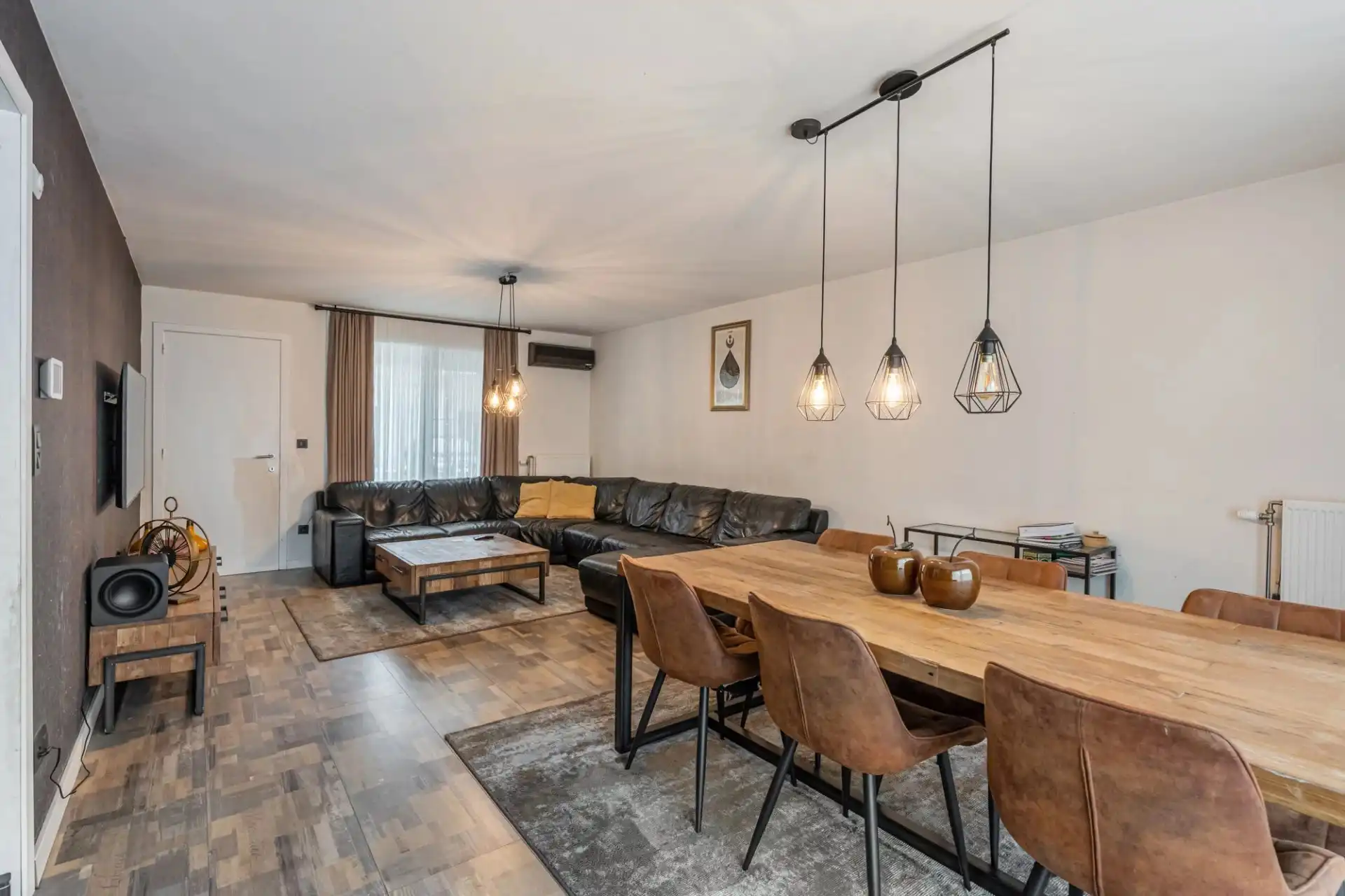 Gezellige woning in rustige straat te Koersel foto 4