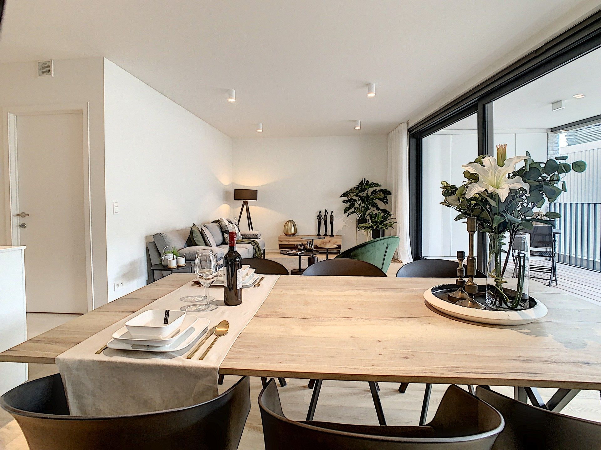 Gelijkvloers nieuwbouw appartement met terras van 18 m² en 2 slaapkamers in prestieuse residentie Refuga in hartje Hasselt. foto 11