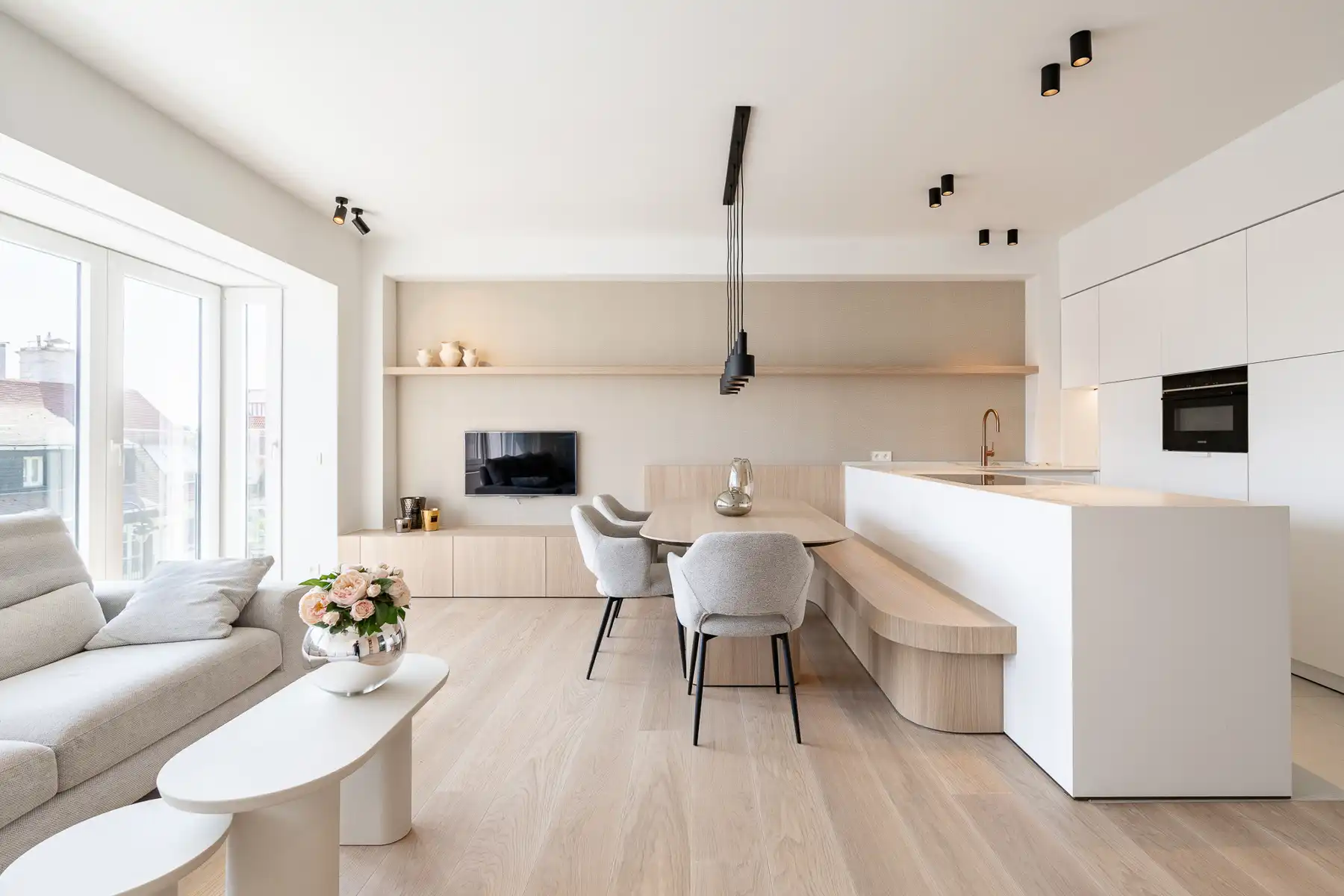 Luxueus gerenoveerd en lichtrijk appartement - Zoute foto 9