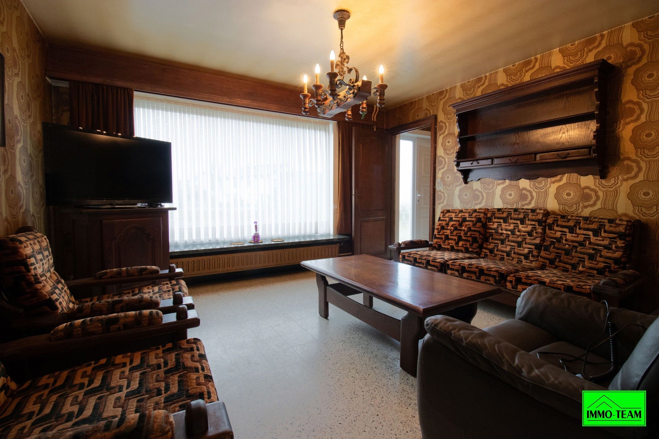 Charmante 3-gevelwoning in rustige woonwijk foto 3