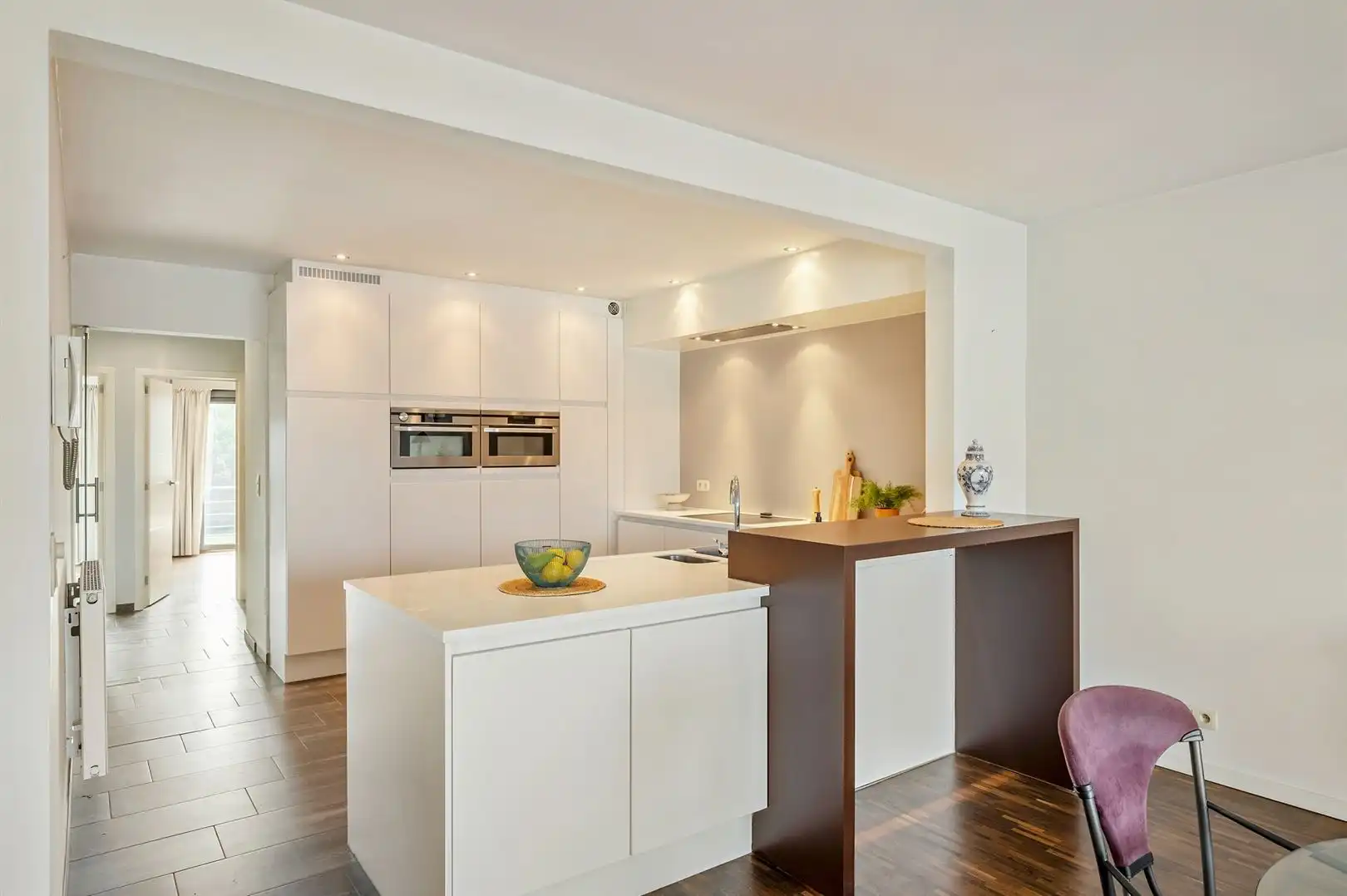 Groot appartement met 3 kamers en zicht op Bouckenborghpark foto 9