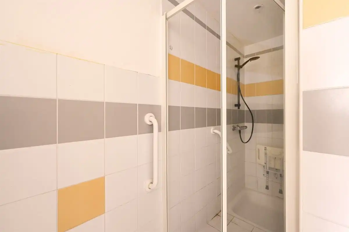 Ruime woning op zeer populaire locatie in Mortsel foto 19