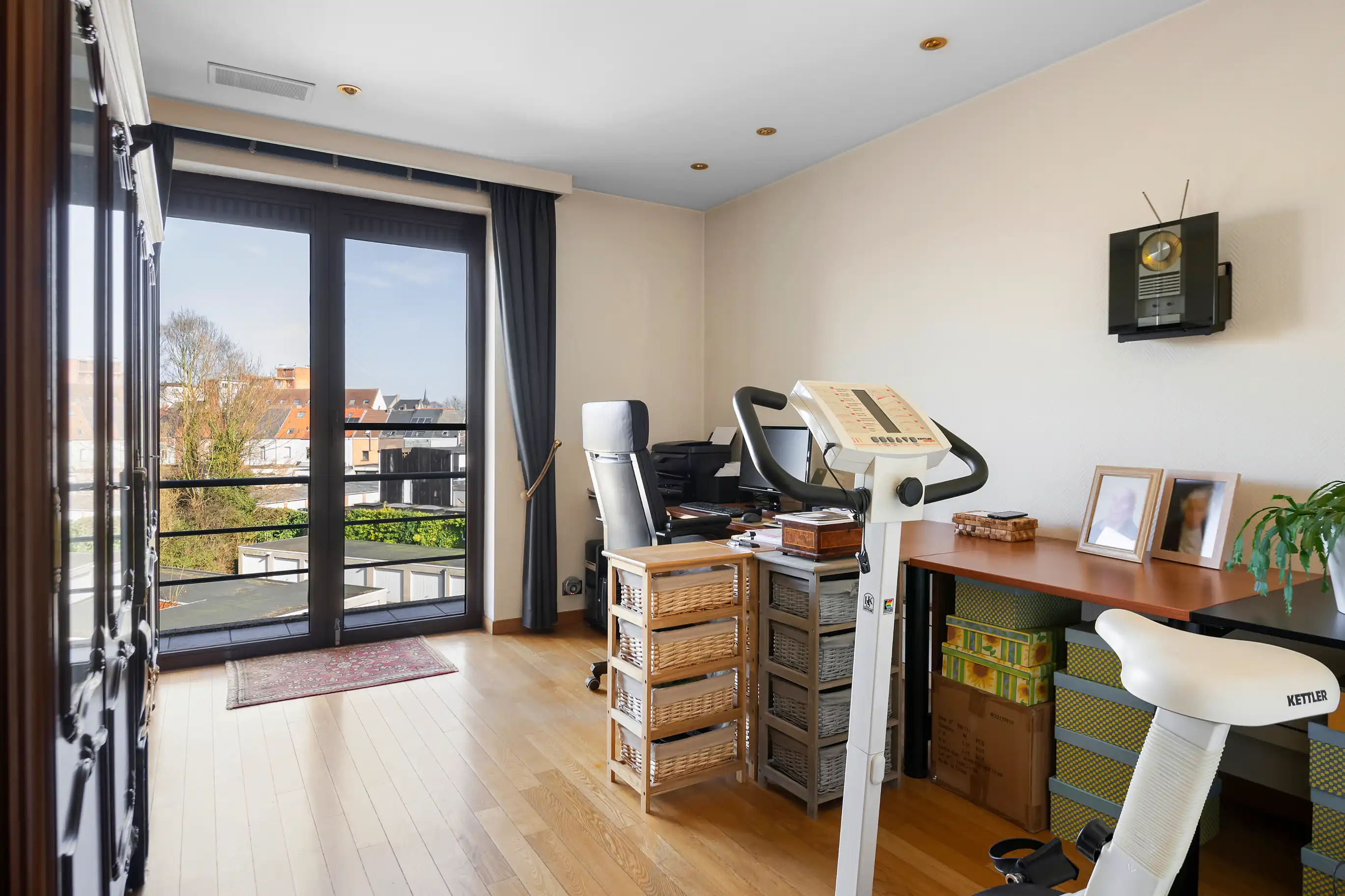Exclusief appartement van 250 m² met panoramisch zicht op de vaart. foto 13