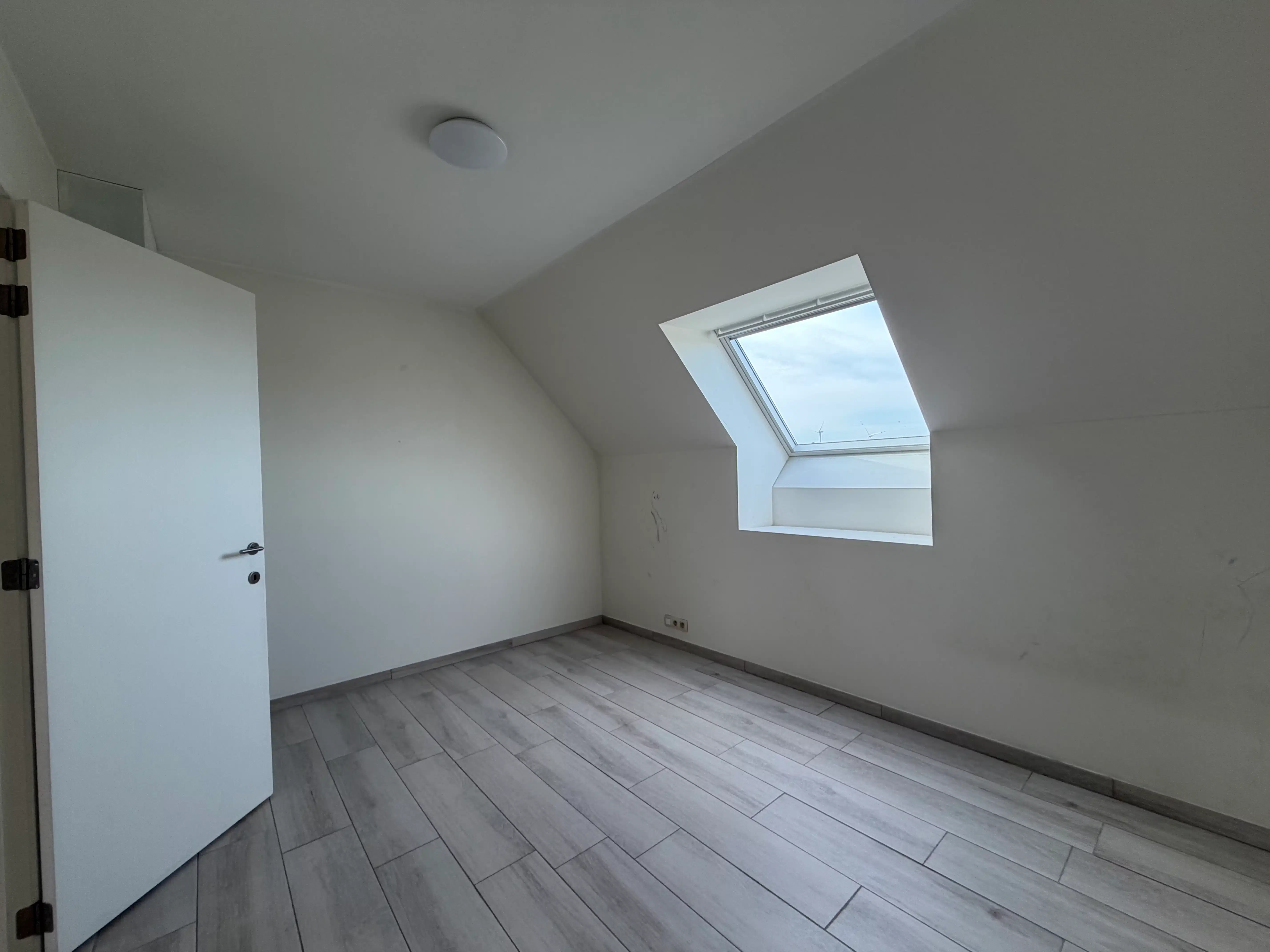 Bel-etagewoning met 3 slaapkamers en ruime terrassen foto 7