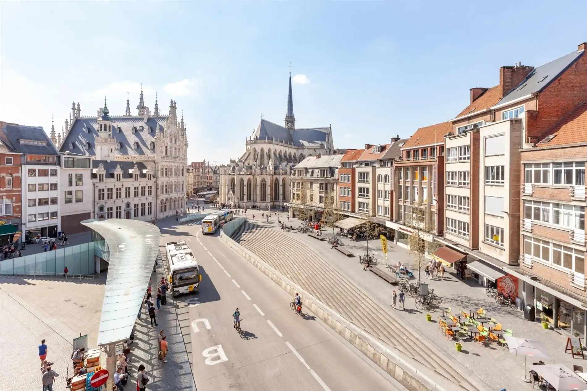 Laatste studentenkamer met privé sanitair in hartje Leuven! foto 6